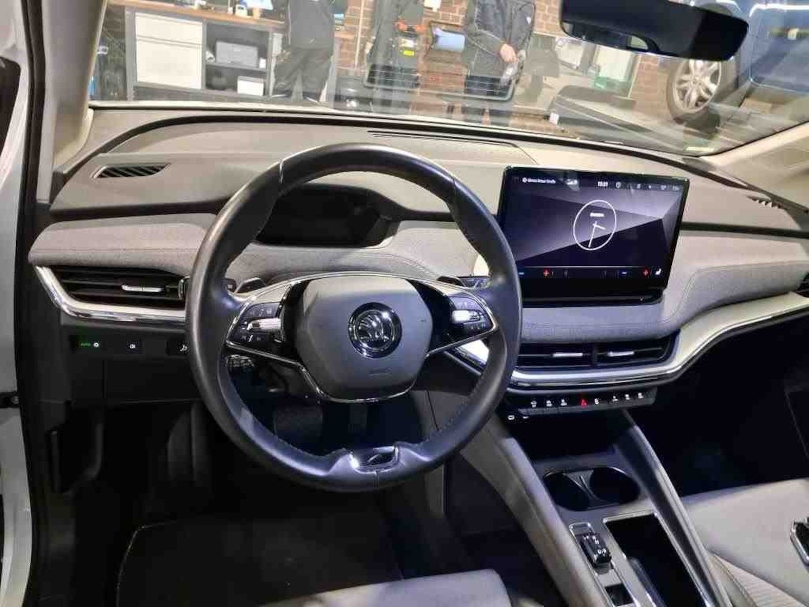 Fahrzeugabbildung SKODA Enyaq 50 Loft *Navi*ACC*Kam**Keyless*Ambiente