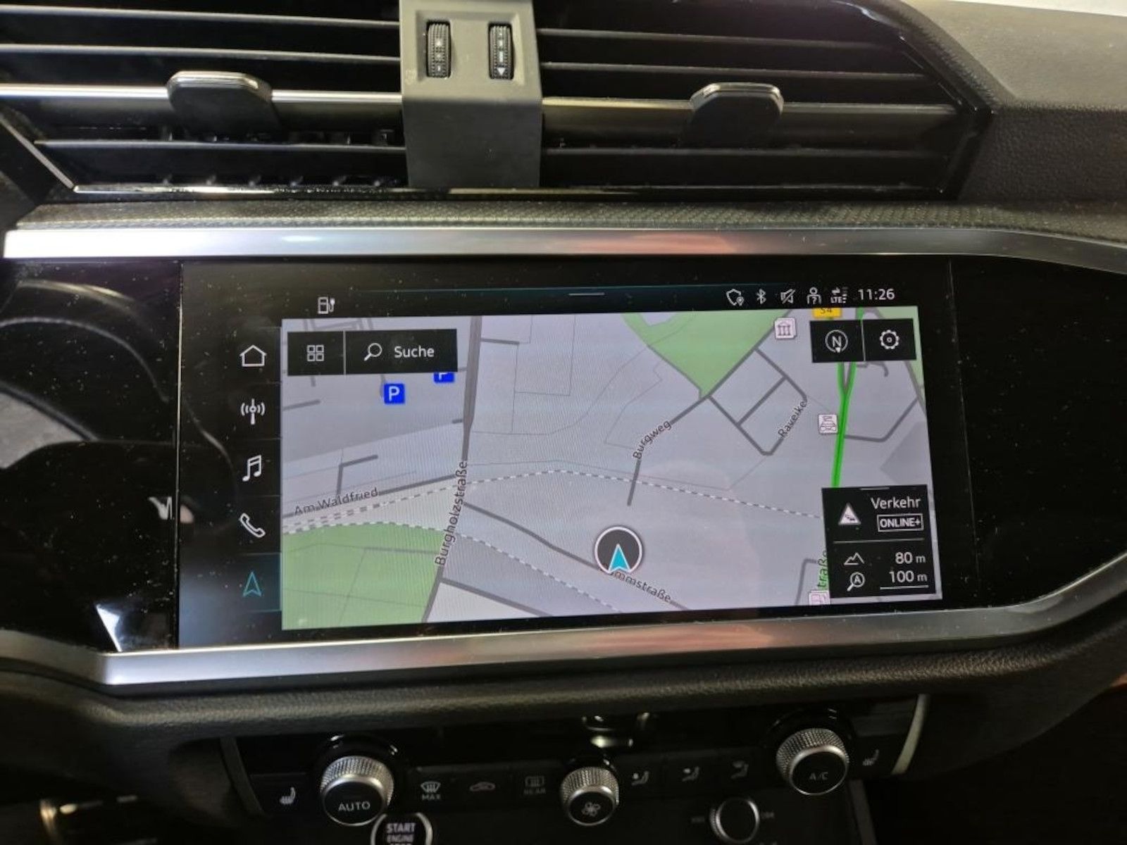 Fahrzeugabbildung Audi Q3 Sportback 45TFSI e S Line*Black*Navi*LED*Kam*