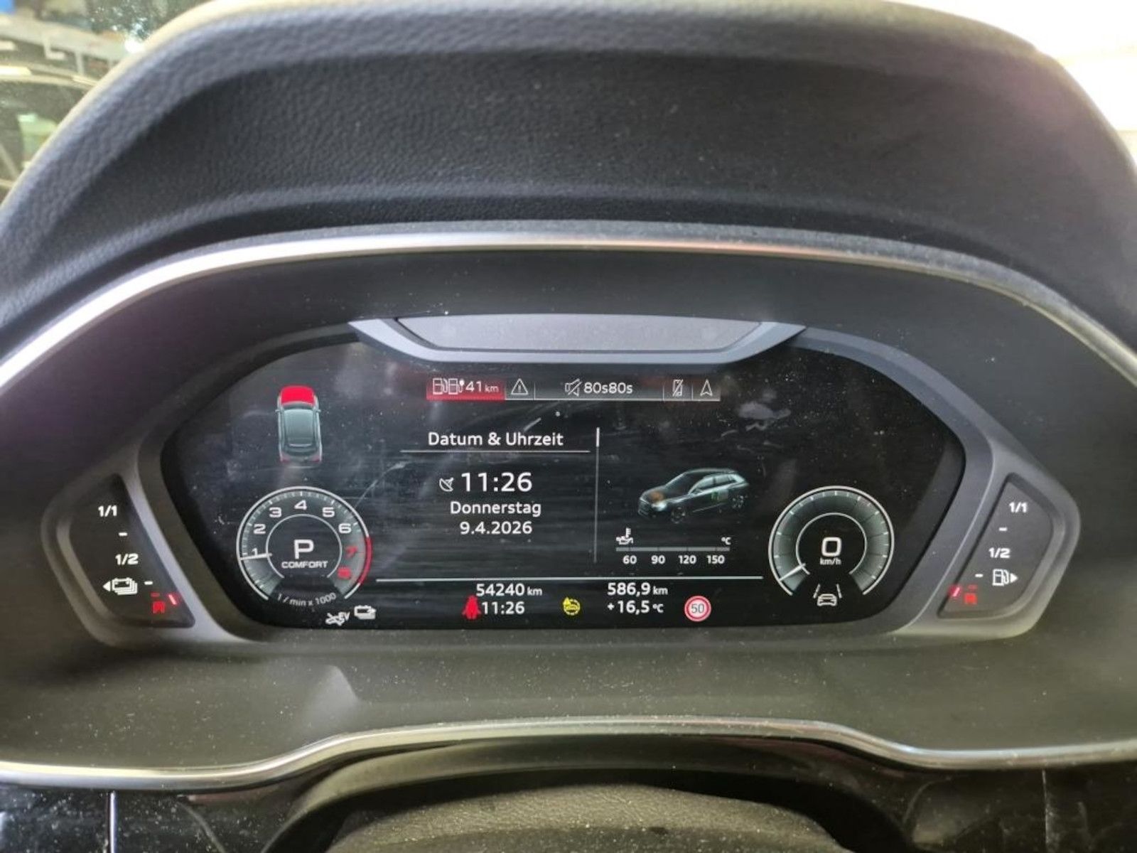 Fahrzeugabbildung Audi Q3 Sportback 45TFSI e S Line*Black*Navi*LED*Kam*