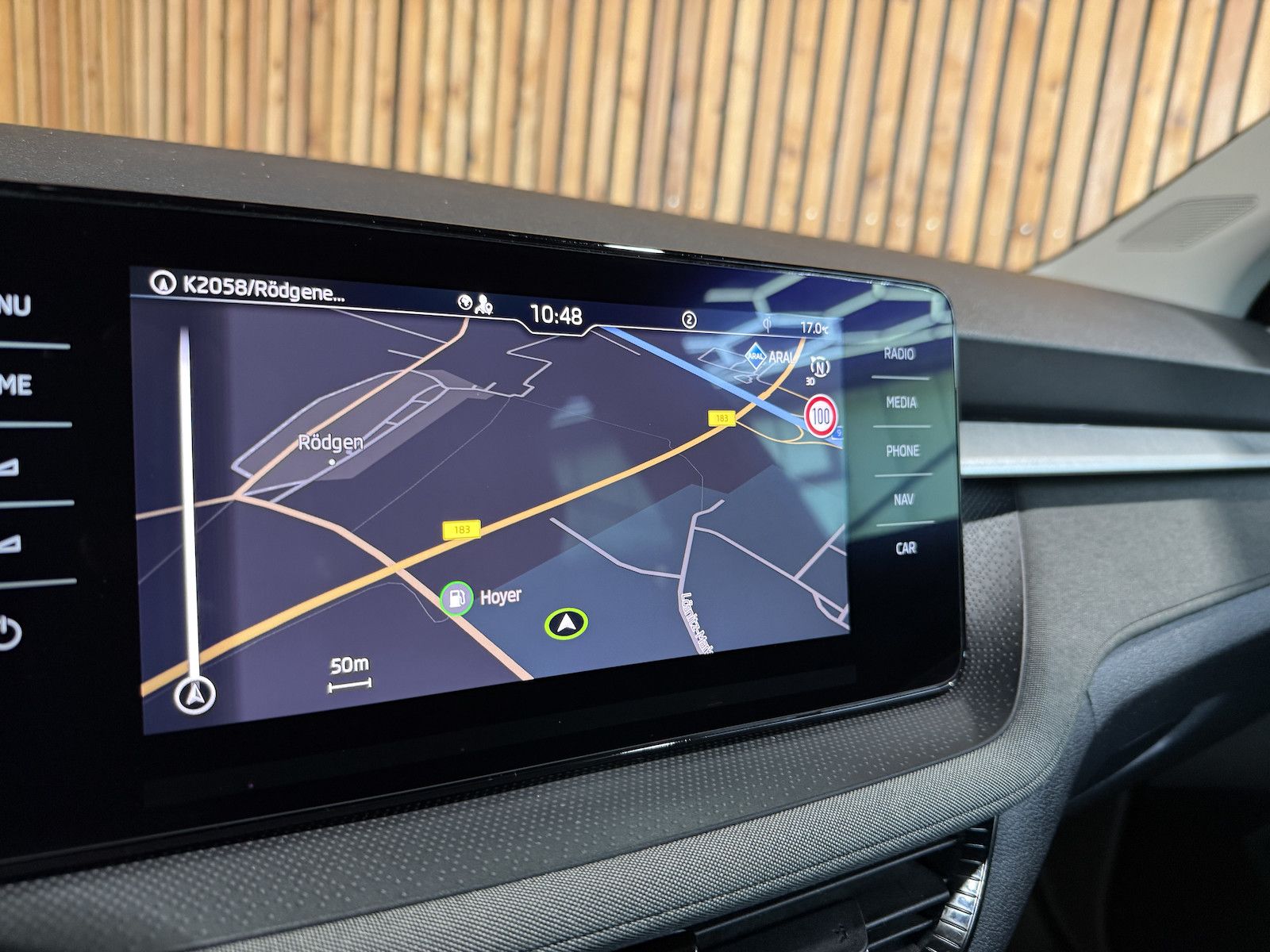 Fahrzeugabbildung SKODA Fabia 1,0 TSI Tour *Navi*LED*Tempo*Kamera*Alu*