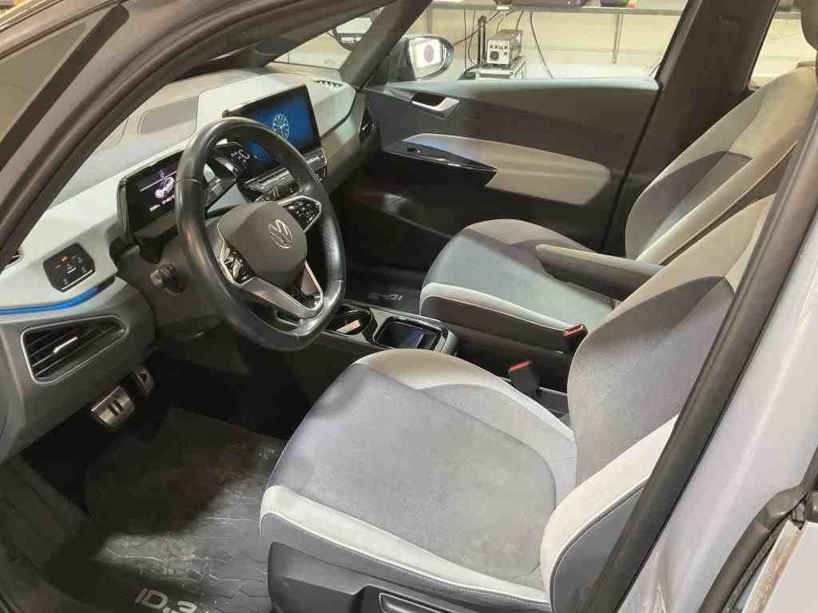 Fahrzeugabbildung Volkswagen ID.3 Pro 62 kWh *Navi*LED*ACC*Alu*Ambiente*