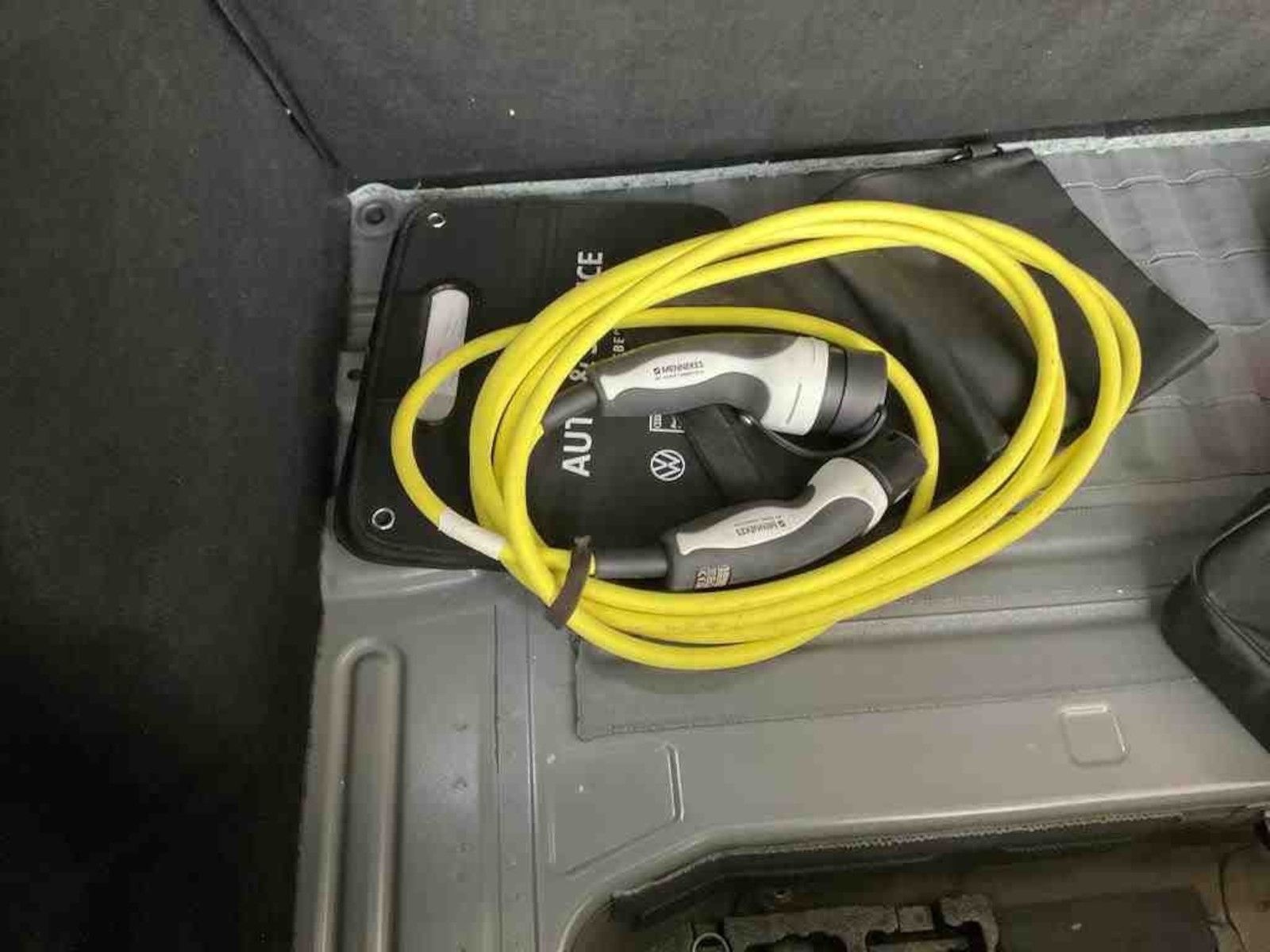 Fahrzeugabbildung Volkswagen ID.3 Pro 62 kWh *Navi*LED*ACC*Alu*Ambiente*