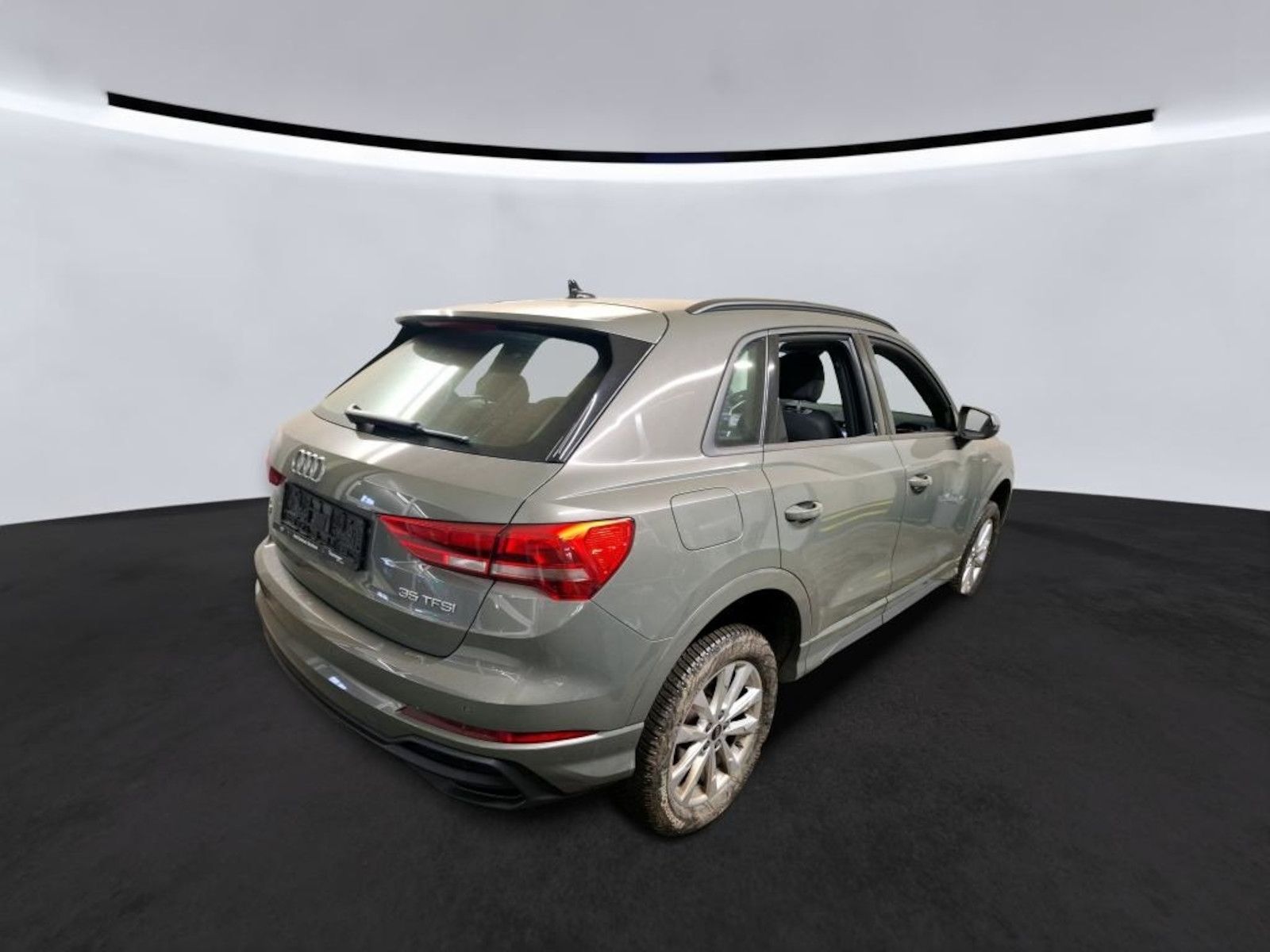 Fahrzeugabbildung Audi Q3 35 TFSI S Line Aut.*Navi*Kam*Keyless*ACC*LED*