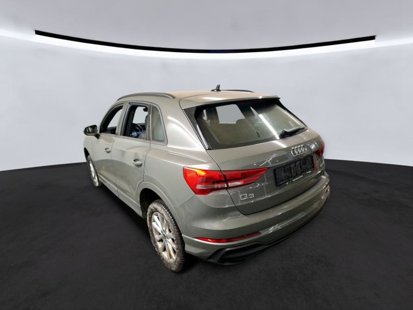 Fahrzeugabbildung Audi Q3 35 TFSI S Line Aut.*Navi*Kam*Keyless*ACC*LED*