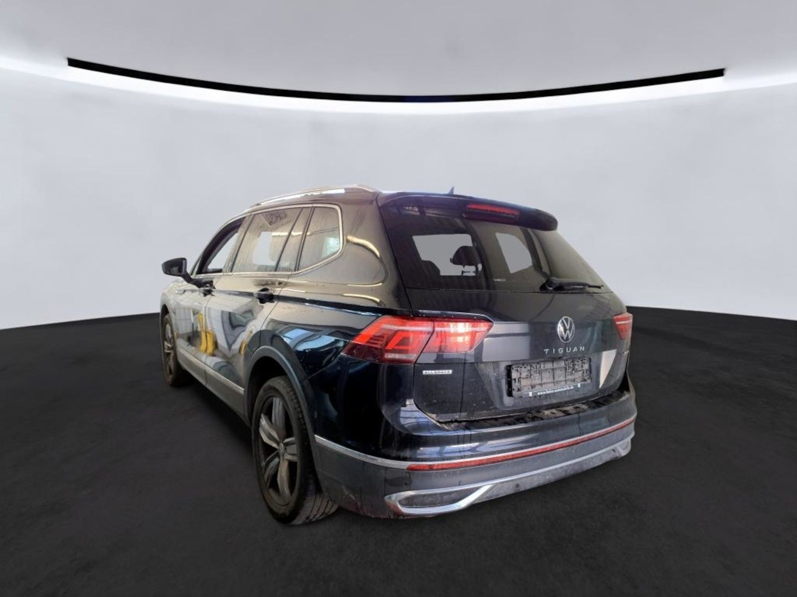 Fahrzeugabbildung Volkswagen Tiguan Allspace 2,0TDI Eleg. 4M DSG Navi*360*AHK
