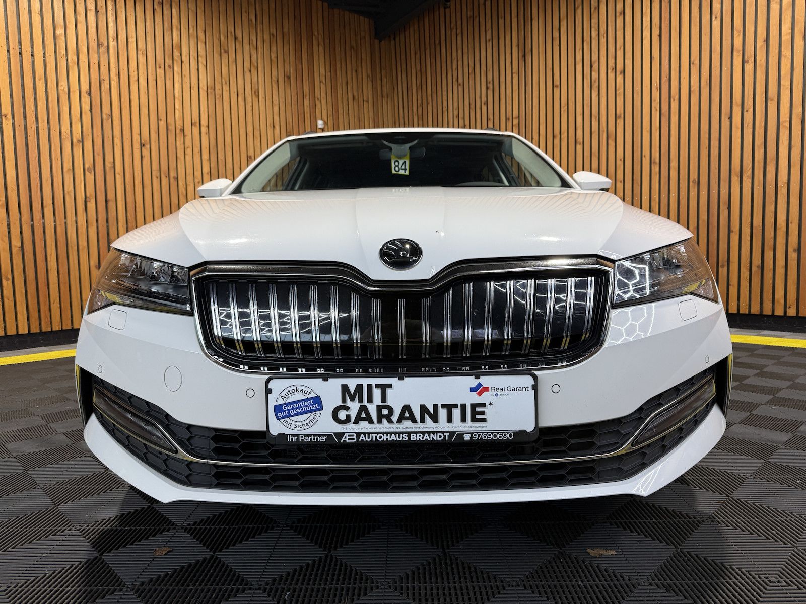 Fahrzeugabbildung SKODA Superb Combi TSI iV DSG *Navi*Virt*Kam*Kessy*DCC