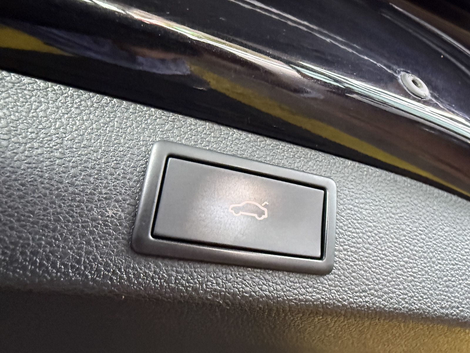 Fahrzeugabbildung SKODA Kodiaq 2,0 TDI DSG *Navi*Matrix*Virtual*Kam*AHK*