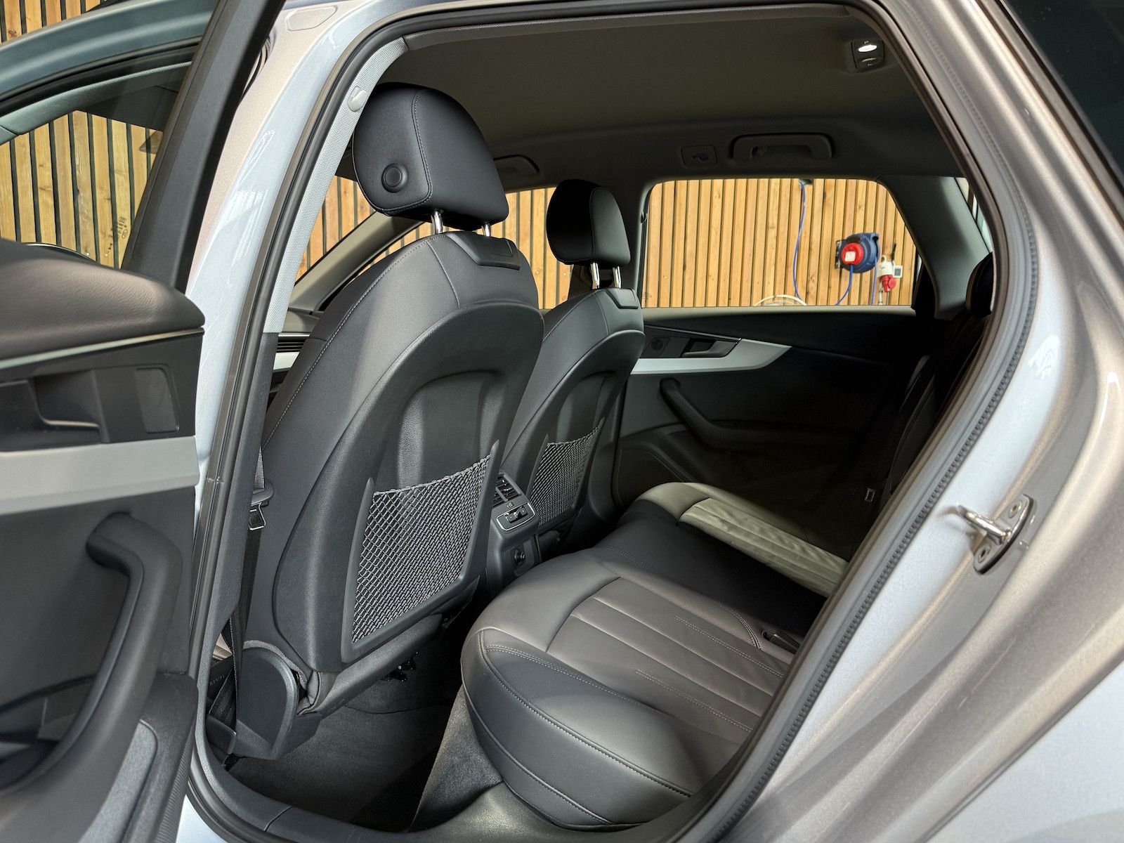 Fahrzeugabbildung Audi A4 Avant advan. TDI Aut. *Navi*Kam*Virtual*Leder