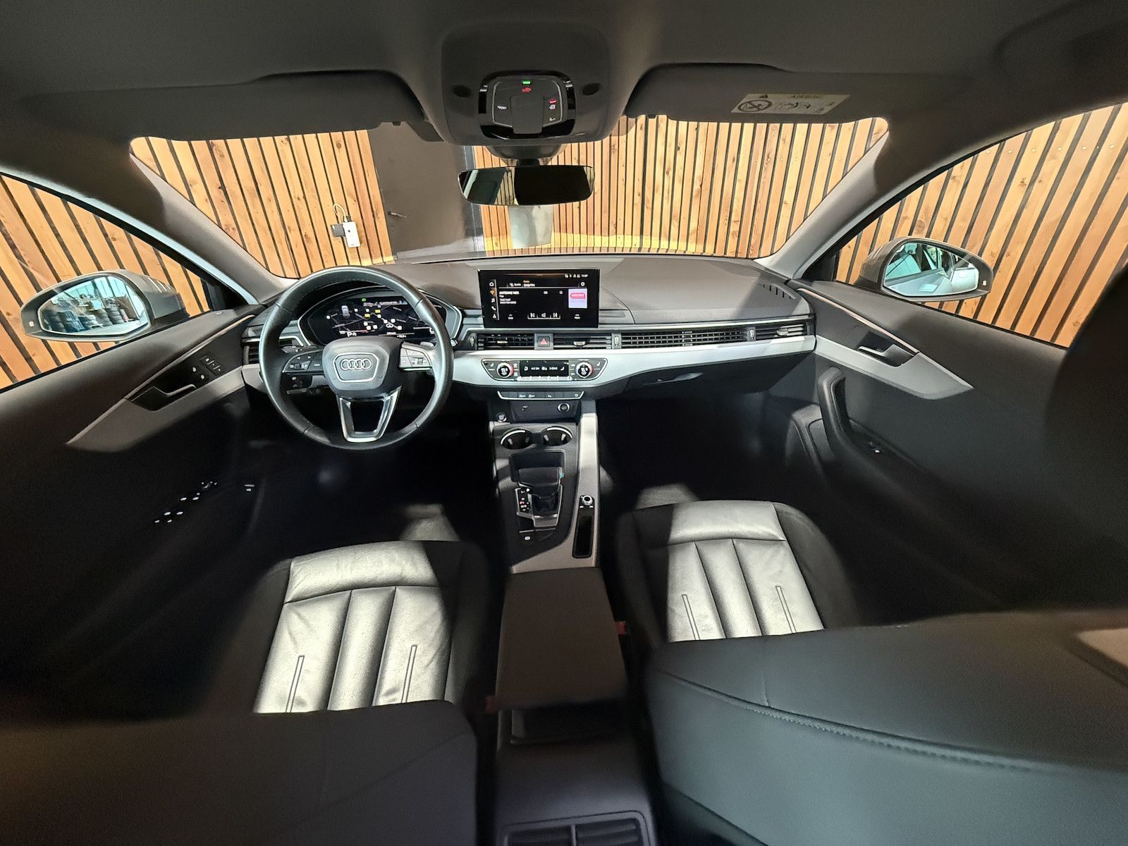 Fahrzeugabbildung Audi A4 Avant advan. TDI Aut. *Navi*Kam*Virtual*Leder