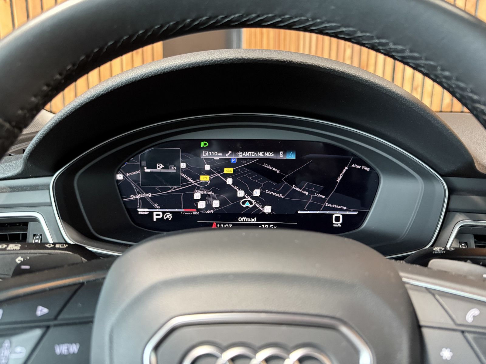 Fahrzeugabbildung Audi A4 Avant advan. TDI Aut. *Navi*Kam*Virtual*Leder