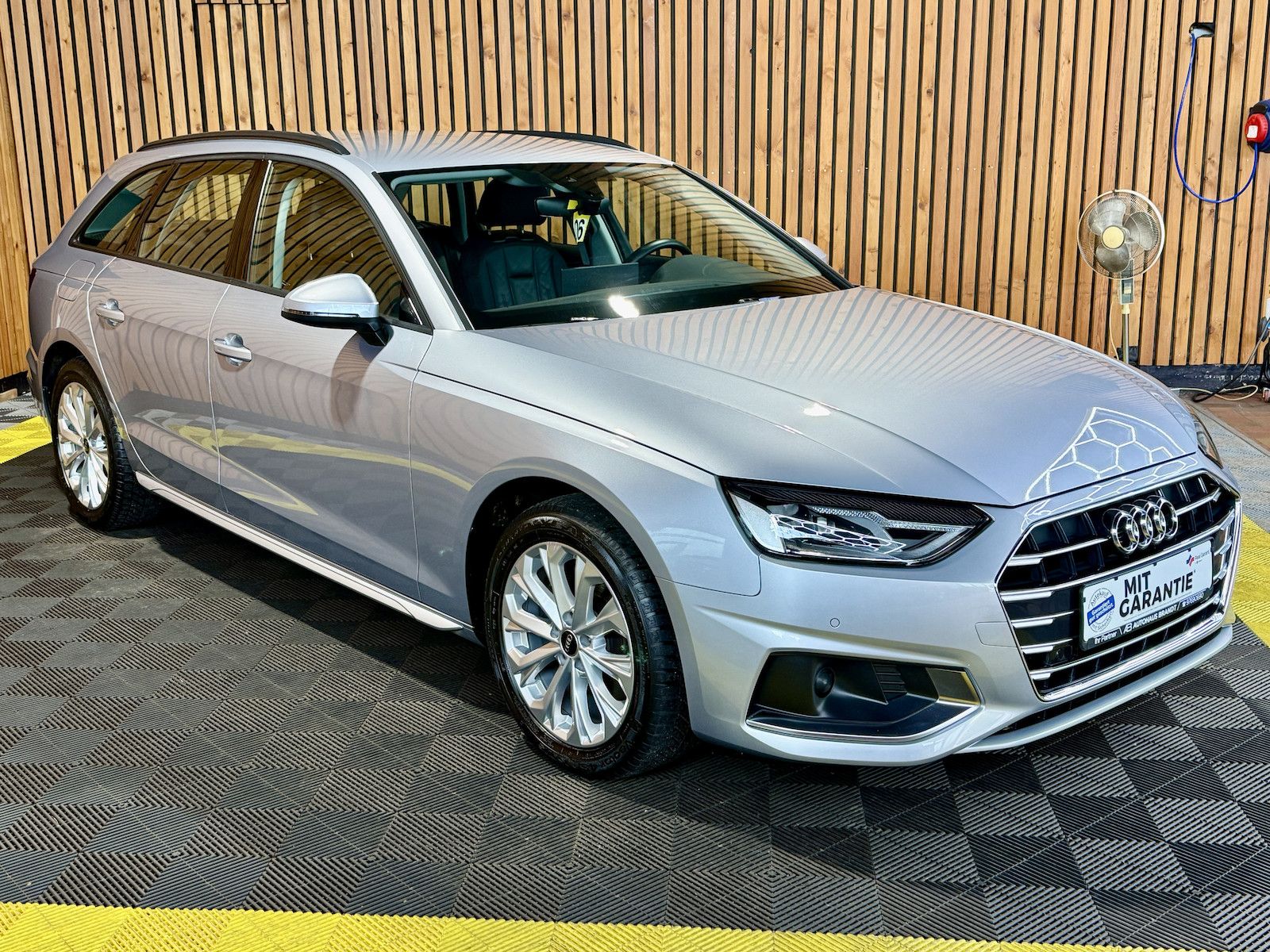 Fahrzeugabbildung Audi A4 Avant advan. TDI Aut. *Navi*Kam*Virtual*Leder