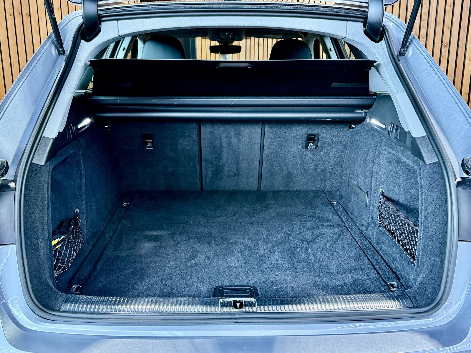 Fahrzeugabbildung Audi A4 Avant advan. TDI Aut. *Navi*Kam*Virtual*Leder