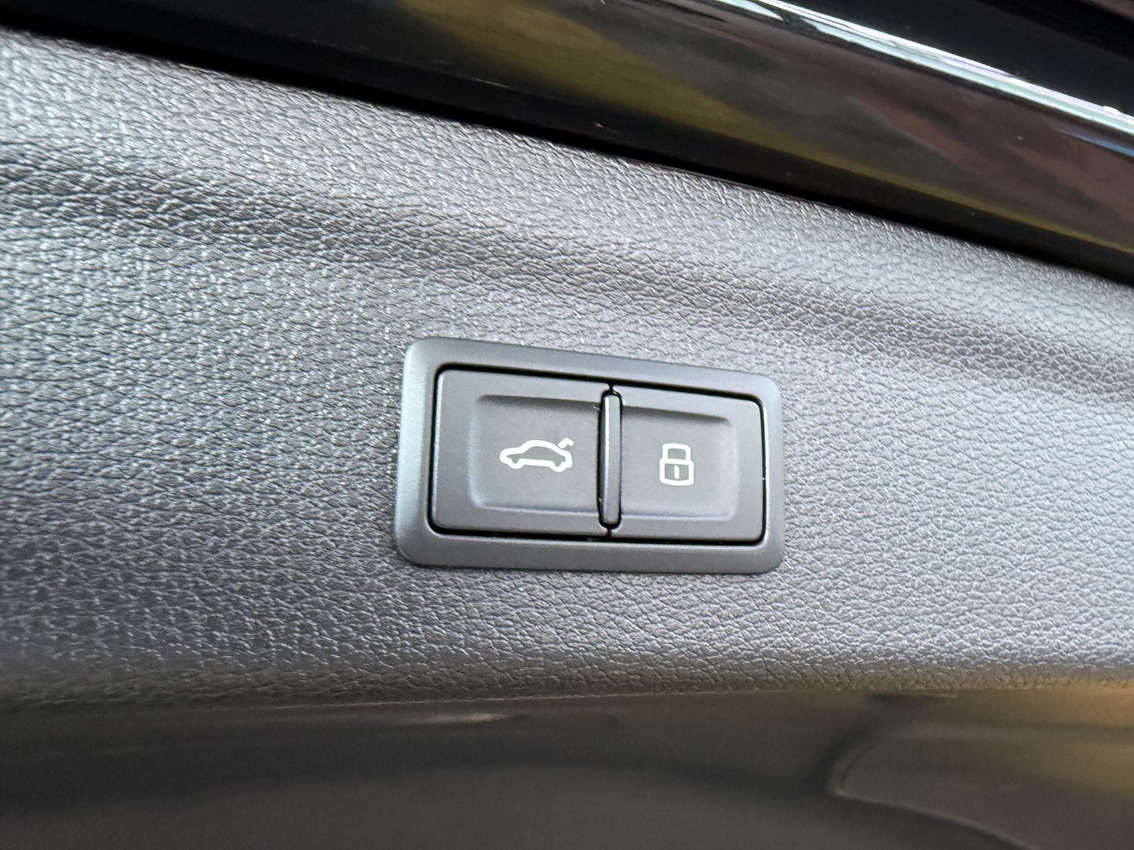 Fahrzeugabbildung Audi Q3 40 TDI advan. quattro *Navi*LED*Virtual*Kam*