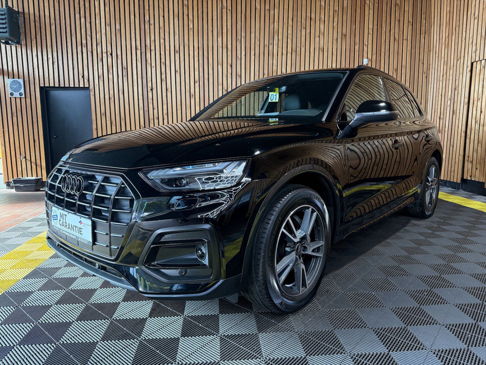 Audi Q5 2,0TDI advan. Navi*AHK*B&O*ACC*Virtual*Matrix
