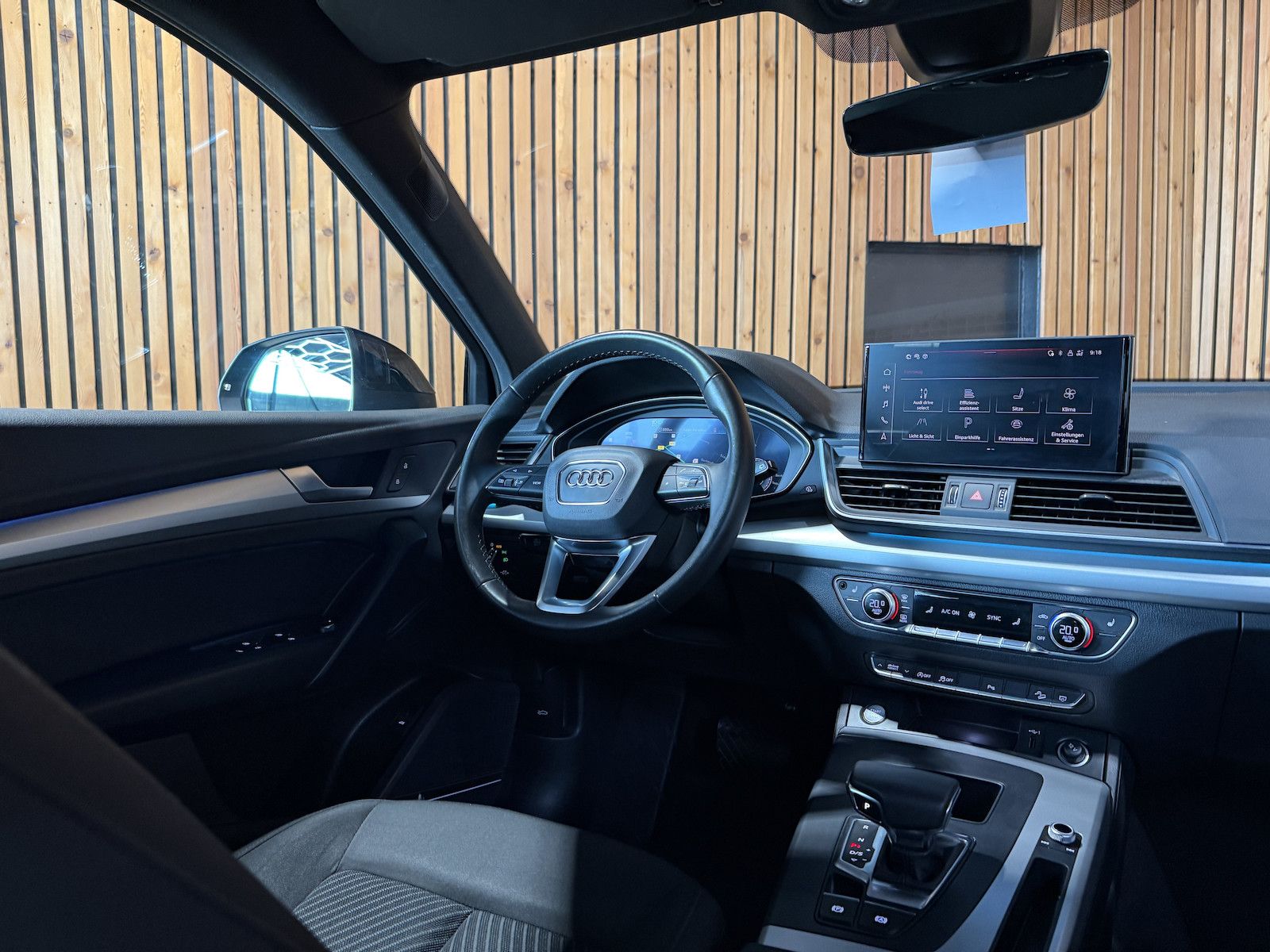 Fahrzeugabbildung Audi Q5 2,0TDI advan. Navi*AHK*B&O*ACC*Virtual*Matrix