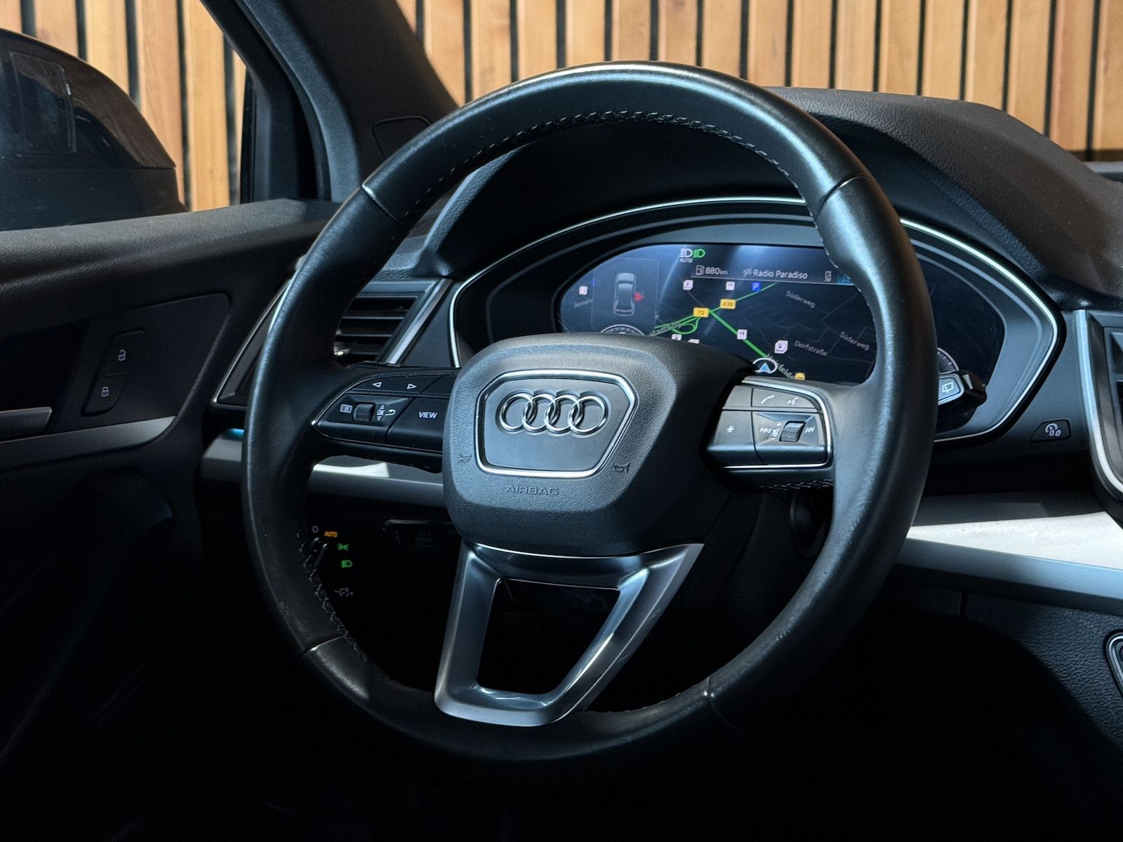 Fahrzeugabbildung Audi Q5 2,0TDI advan. Navi*AHK*B&O*ACC*Virtual*Matrix