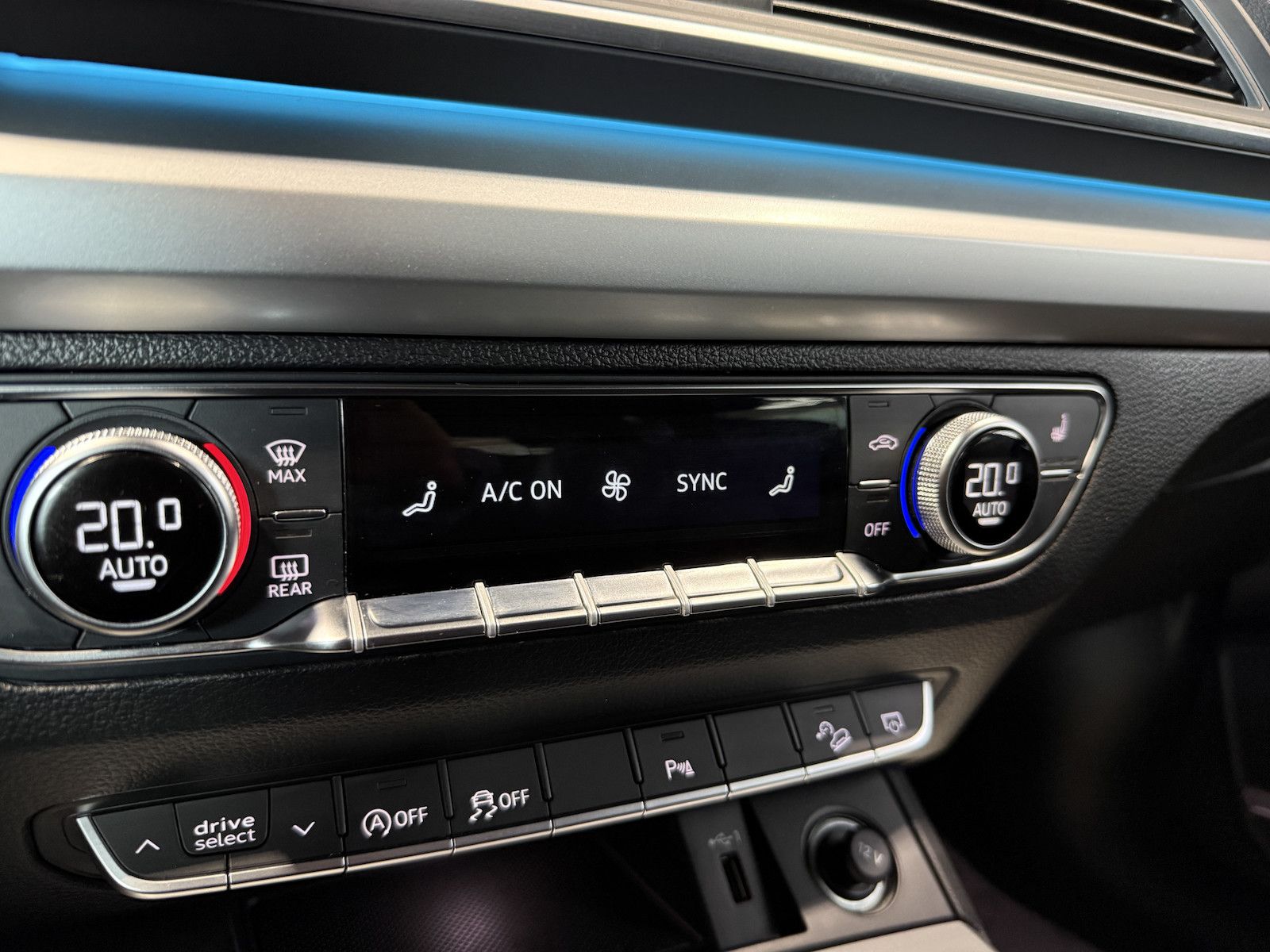 Fahrzeugabbildung Audi Q5 2,0TDI advan. Navi*AHK*B&O*ACC*Virtual*Matrix