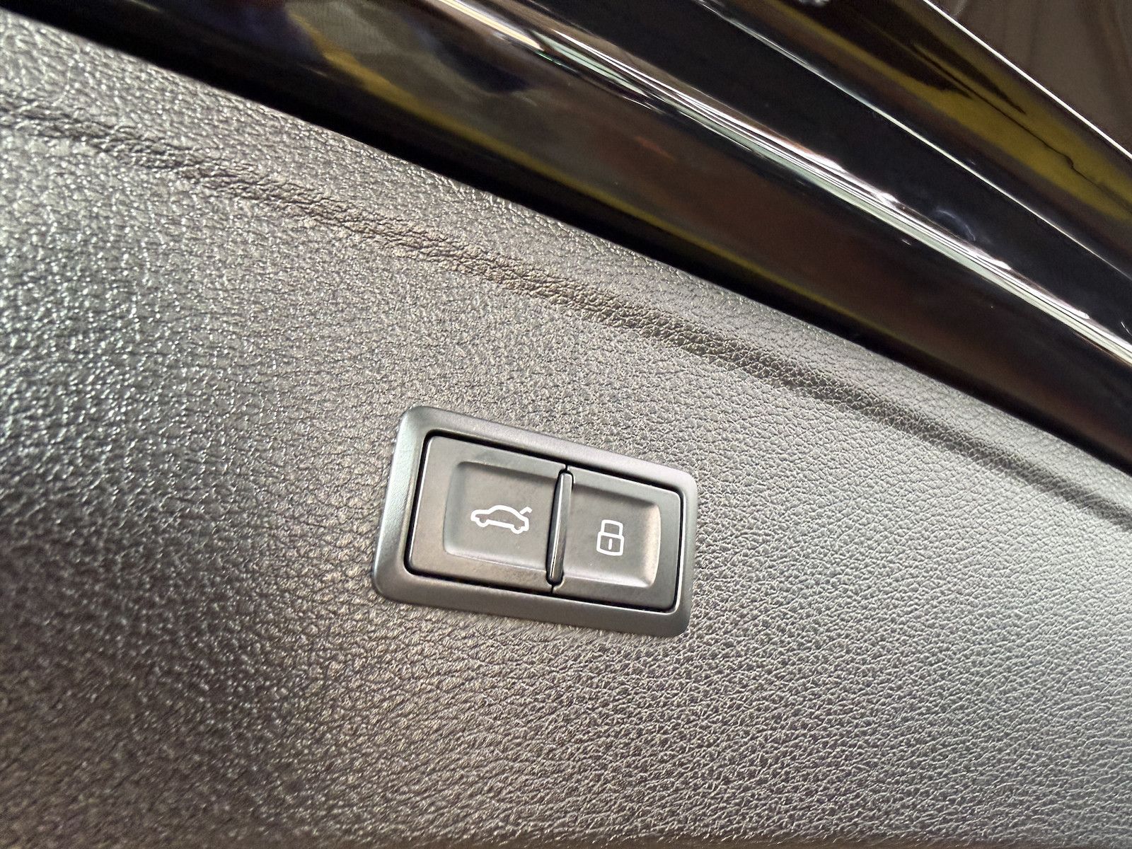 Fahrzeugabbildung Audi Q5 2,0TDI advan. Navi*AHK*B&O*ACC*Virtual*Matrix