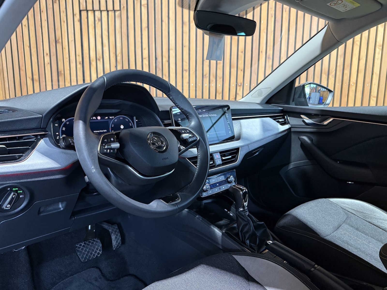 Fahrzeugabbildung SKODA Kamiq TSI DSG Drive Navi*LED*Kam*Virtual*Keyless