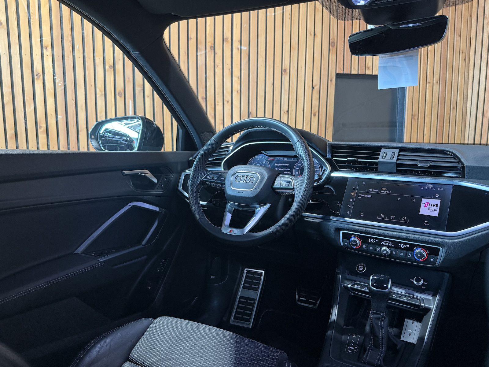 Fahrzeugabbildung Audi Q3 35 TDI S Line Aut. Navi*Matrix*Virt*Kam*AHK