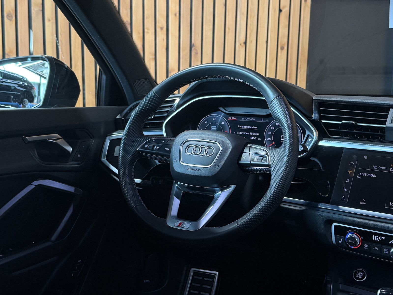Fahrzeugabbildung Audi Q3 35 TDI S Line Aut. Navi*Matrix*Virt*Kam*AHK