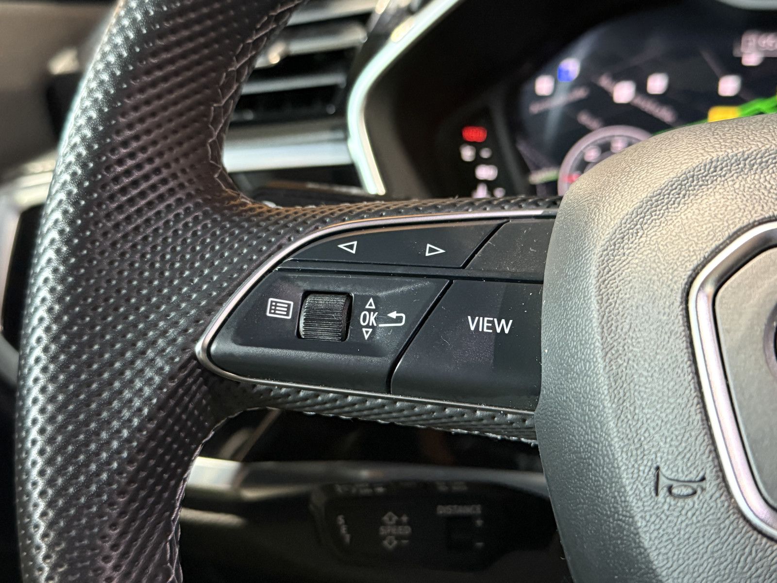 Fahrzeugabbildung Audi Q3 35 TDI S Line Aut. Navi*Matrix*Virt*Kam*AHK