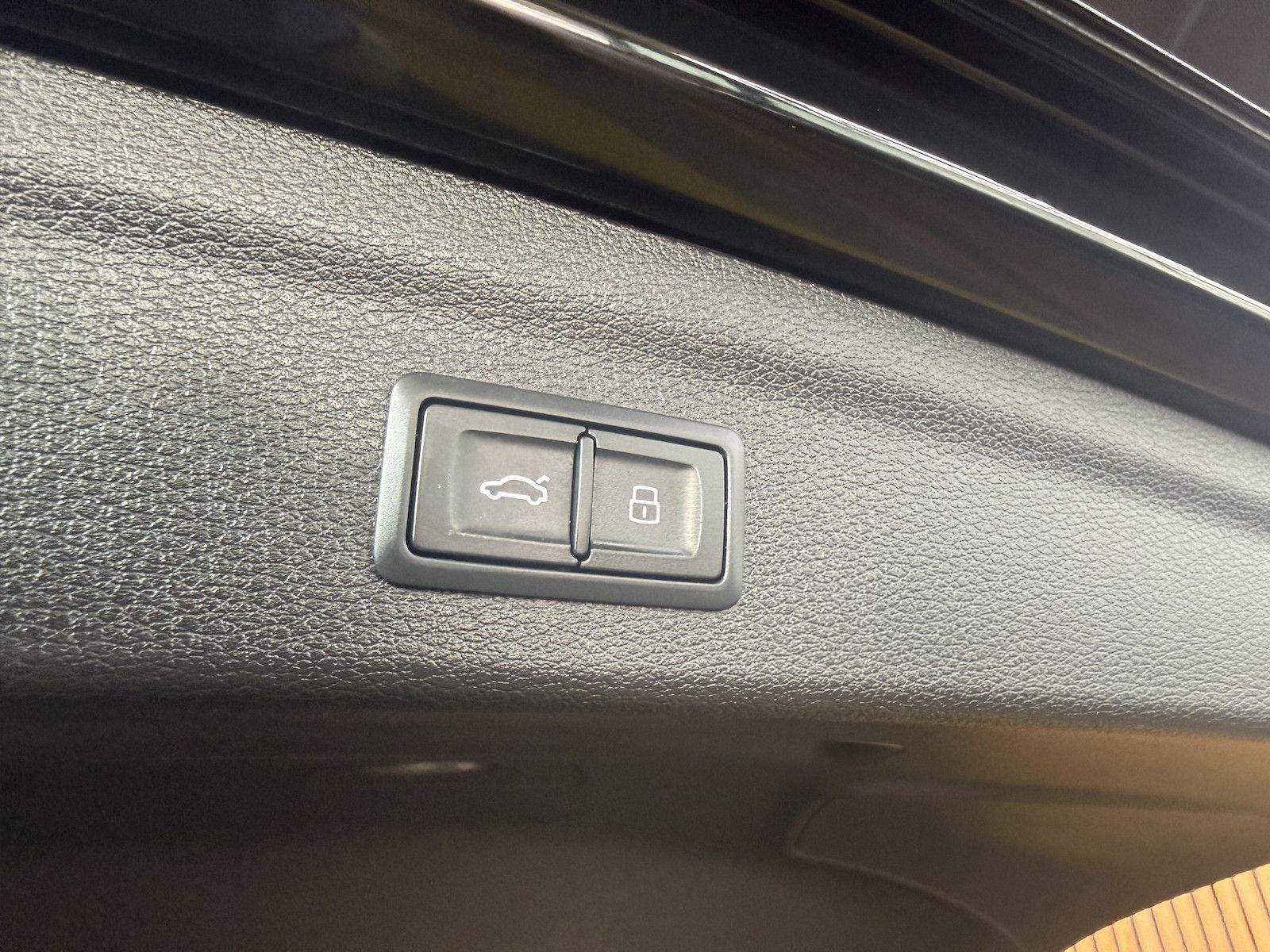 Fahrzeugabbildung Audi Q3 35 TDI S Line Aut. Navi*Matrix*Virt*Kam*AHK