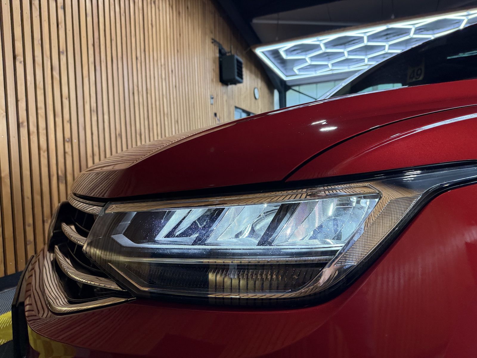 Fahrzeugabbildung Volkswagen Tiguan Allspace 2,0TDI DSG Navi*Kam*AHK*DCC*Pano