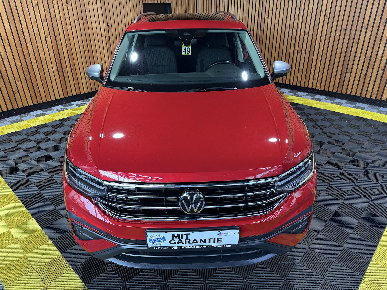 Fahrzeugabbildung Volkswagen Tiguan Allspace 2,0TDI DSG Navi*Kam*AHK*DCC*Pano