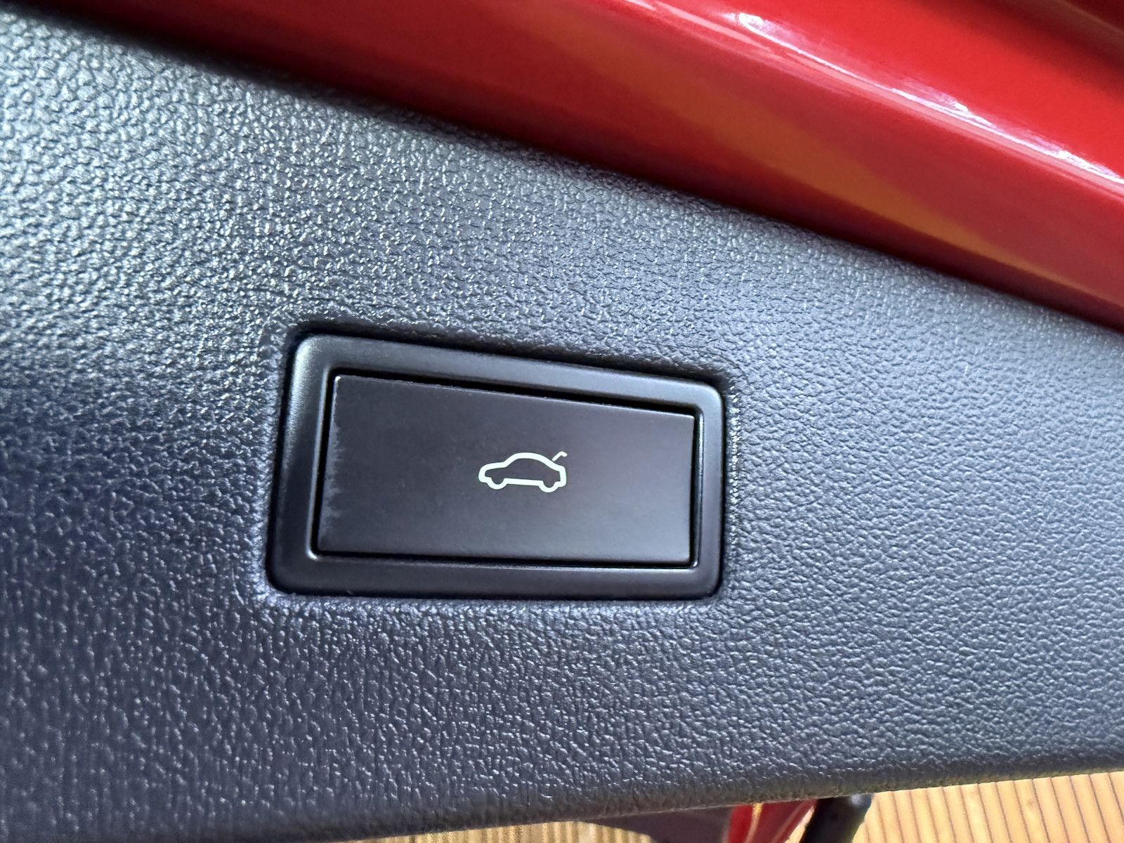 Fahrzeugabbildung Volkswagen Tiguan Allspace 2,0TDI DSG Navi*Kam*AHK*DCC*Pano