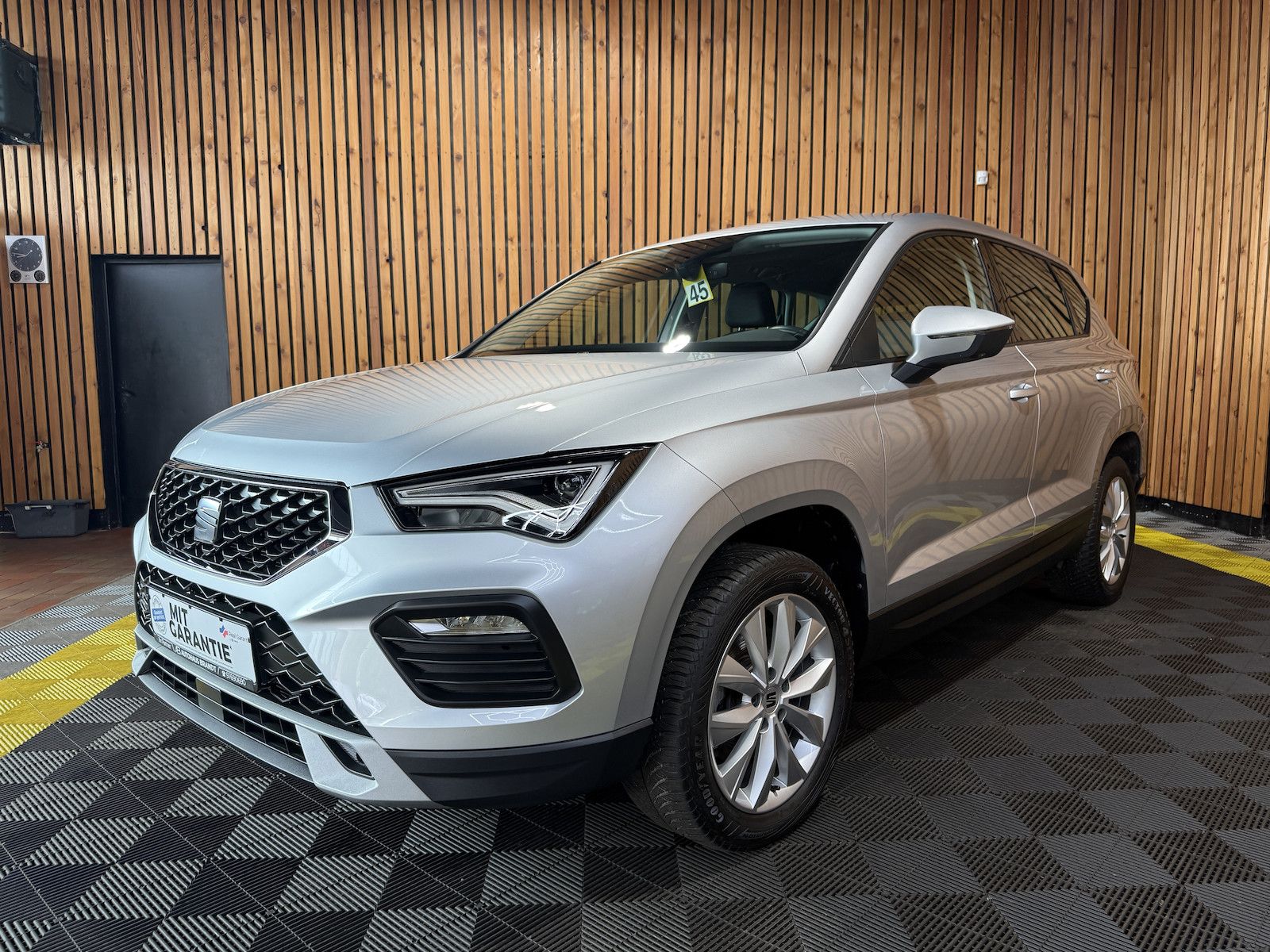 SEAT Ateca 2,0 TDI DSG Navi*LED*Kam*Virtual*AHK*Beats