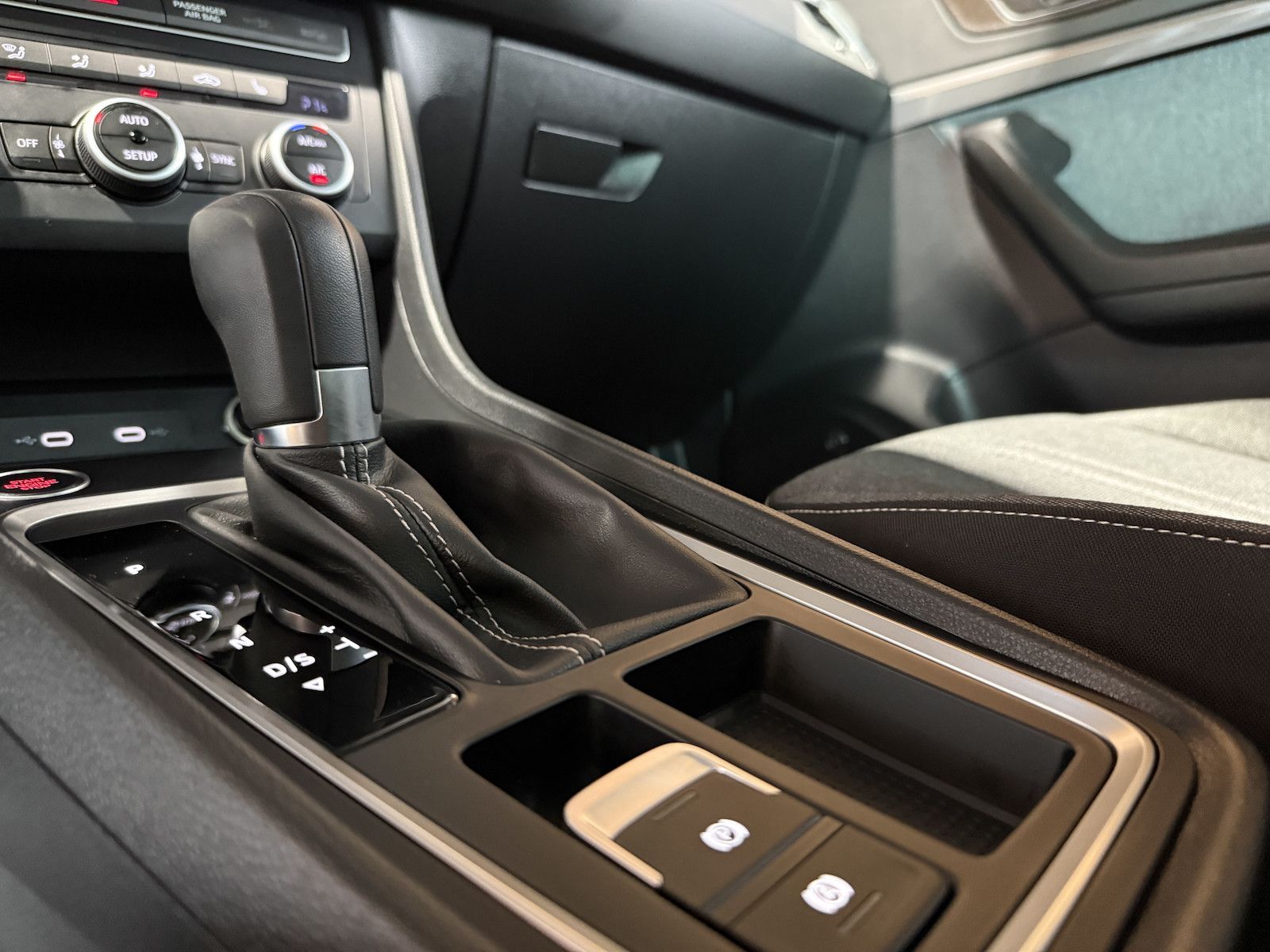 Fahrzeugabbildung SEAT Ateca 2,0 TDI DSG Navi*LED*Kam*Virtual*AHK*Beats