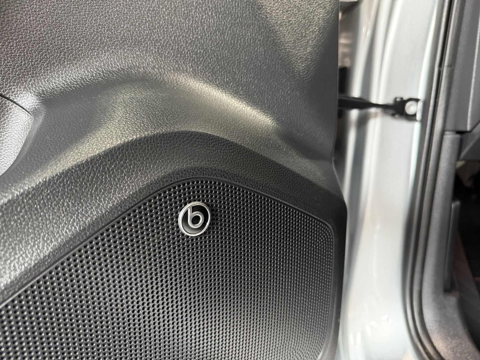Fahrzeugabbildung SEAT Ateca 2,0 TDI DSG Navi*LED*Kam*Virtual*AHK*Beats