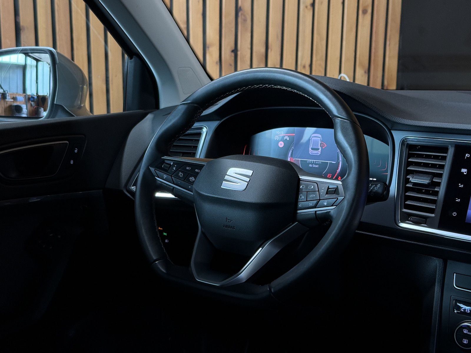 Fahrzeugabbildung SEAT Ateca 2,0 TDI DSG Navi*LED*Kam*Virtual*AHK*Beats