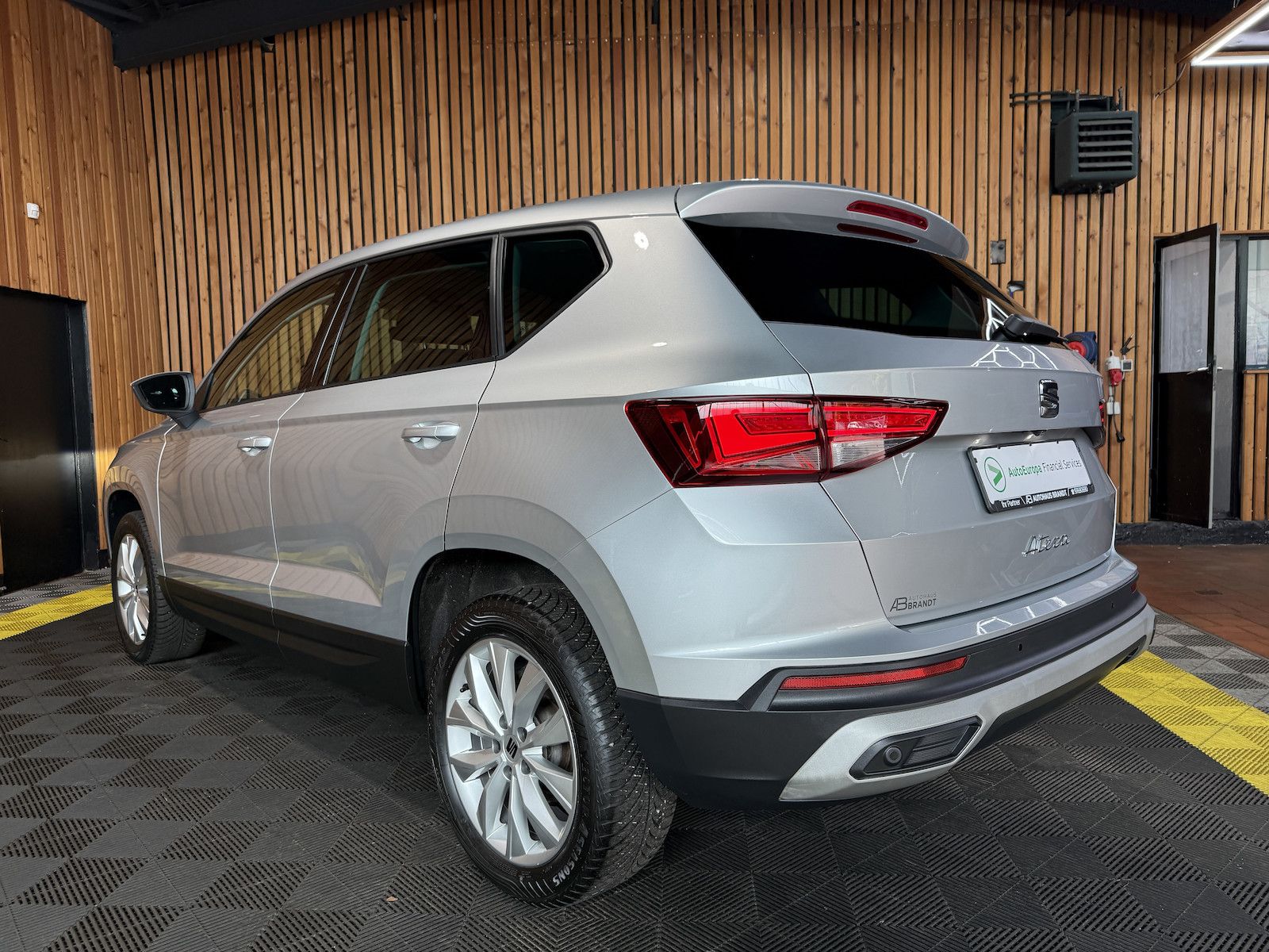 Fahrzeugabbildung SEAT Ateca 2,0 TDI DSG Navi*LED*Kam*Virtual*AHK*Beats