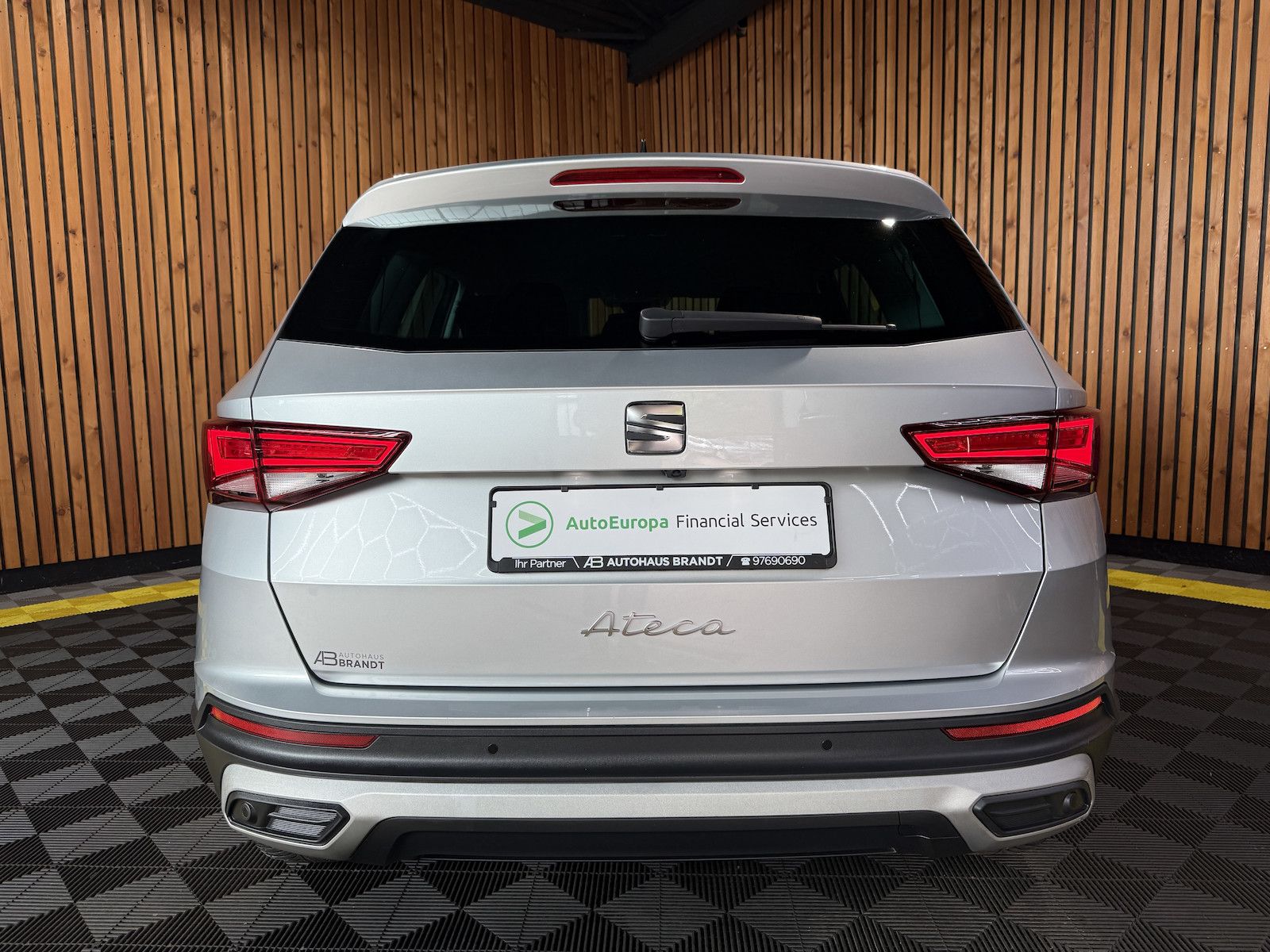 Fahrzeugabbildung SEAT Ateca 2,0 TDI DSG Navi*LED*Kam*Virtual*AHK*Beats