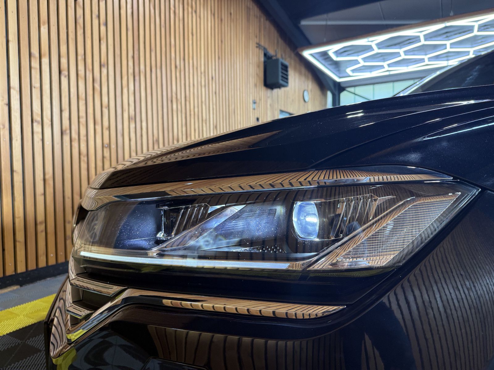 Fahrzeugabbildung Volkswagen Touareg 3,0 TDI 4M *Navi*Kam*AHK*ACC*Leder*Virt.