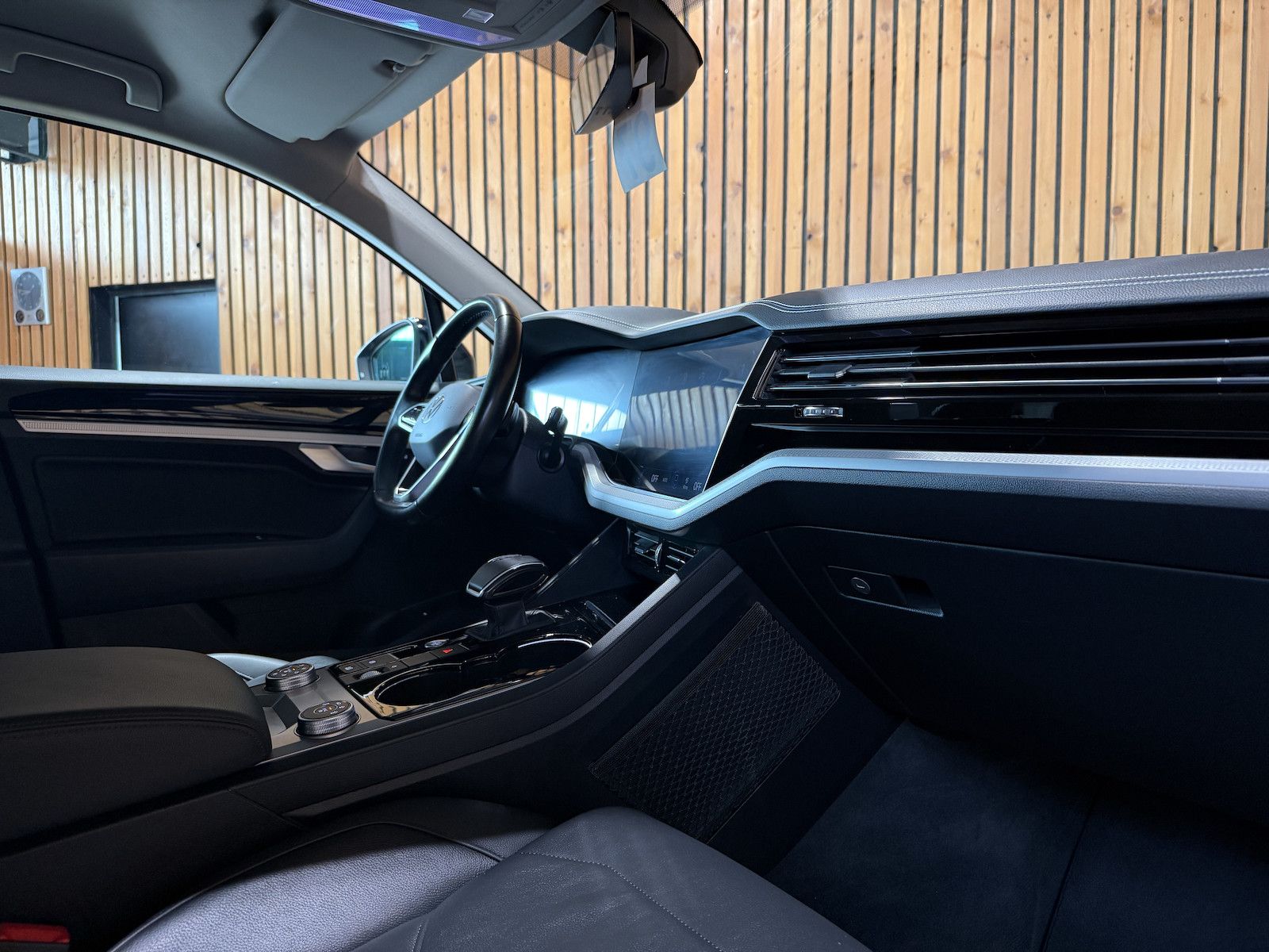 Fahrzeugabbildung Volkswagen Touareg 3,0 TDI 4M *Navi*Kam*AHK*ACC*Leder*Virt.