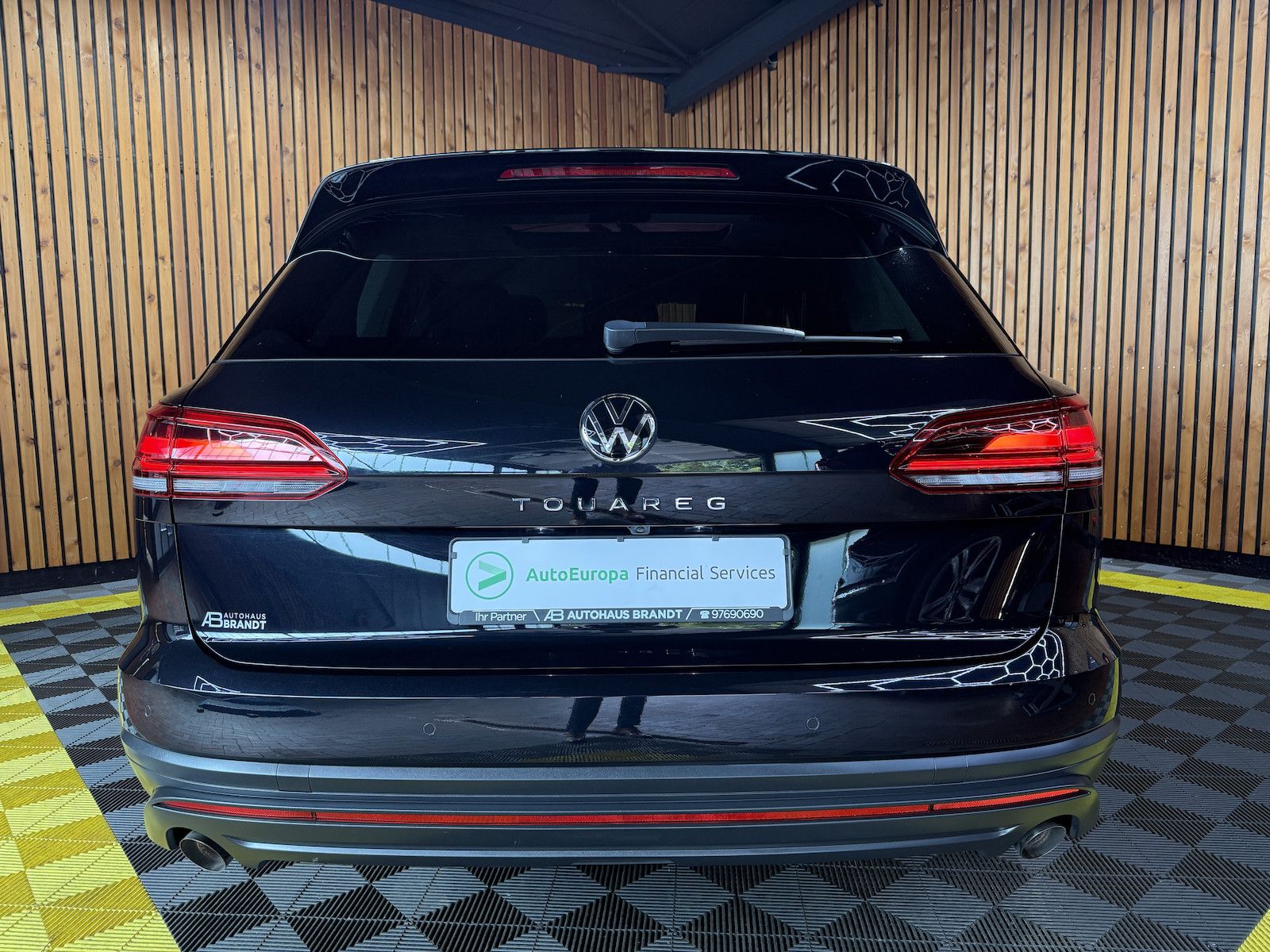 Fahrzeugabbildung Volkswagen Touareg 3,0 TDI 4M *Navi*Kam*AHK*ACC*Leder*Virt.