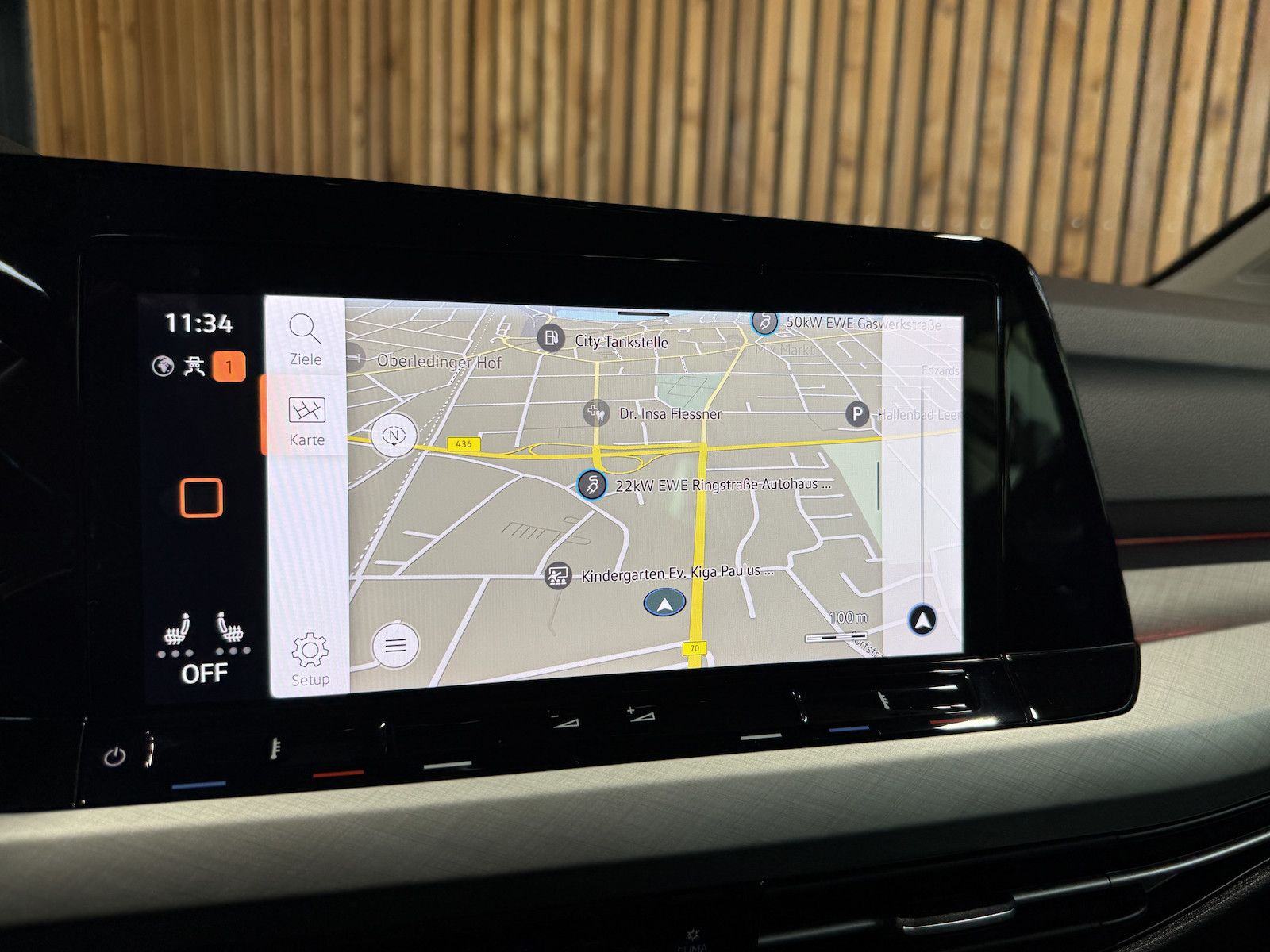 Fahrzeugabbildung Volkswagen Golf 2,0 TDI Life *Navi*ACC*LED*Virtual*App*