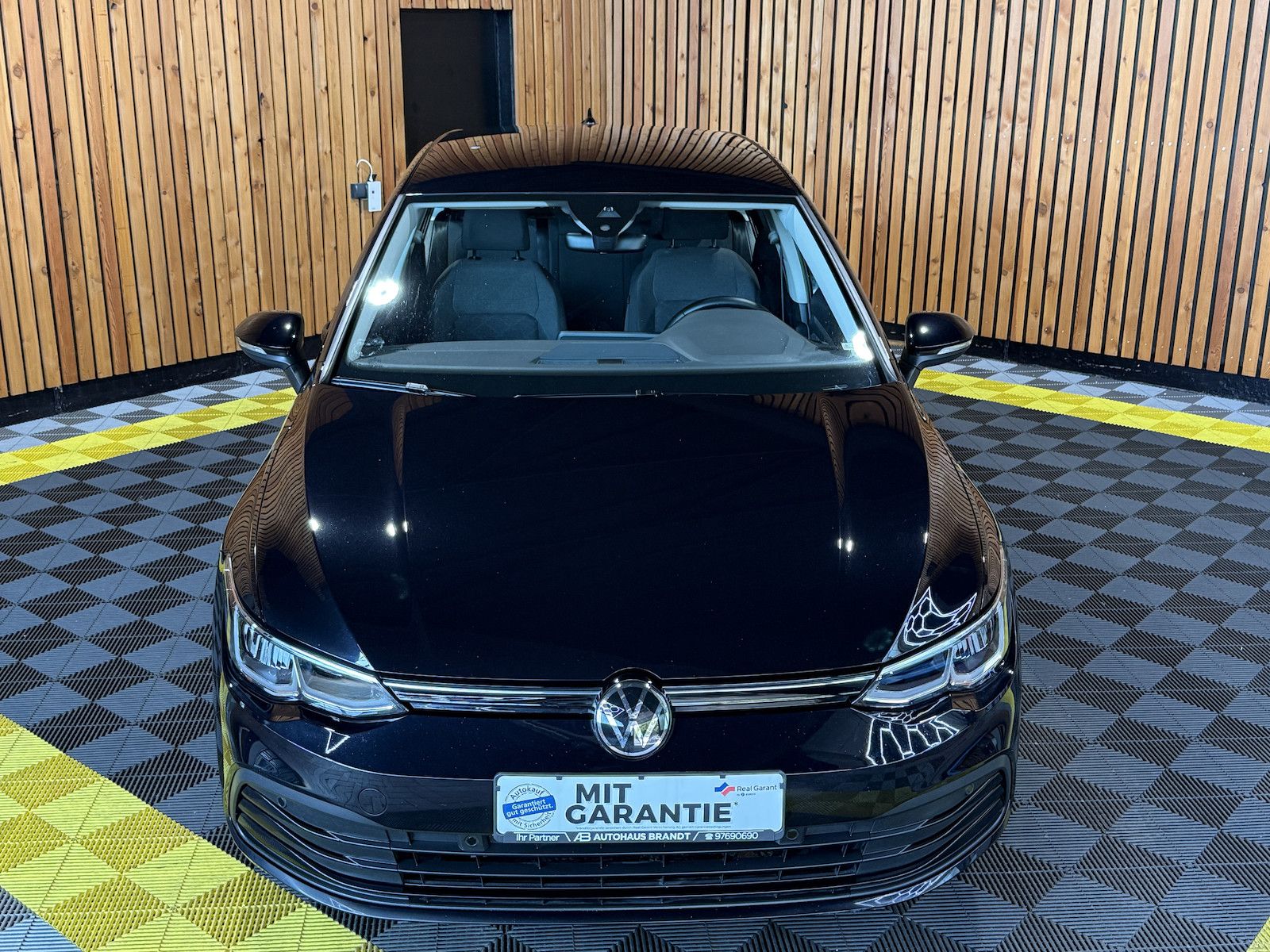 Fahrzeugabbildung Volkswagen Golf 2,0 TDI Life *Navi*ACC*LED*Virtual*App*
