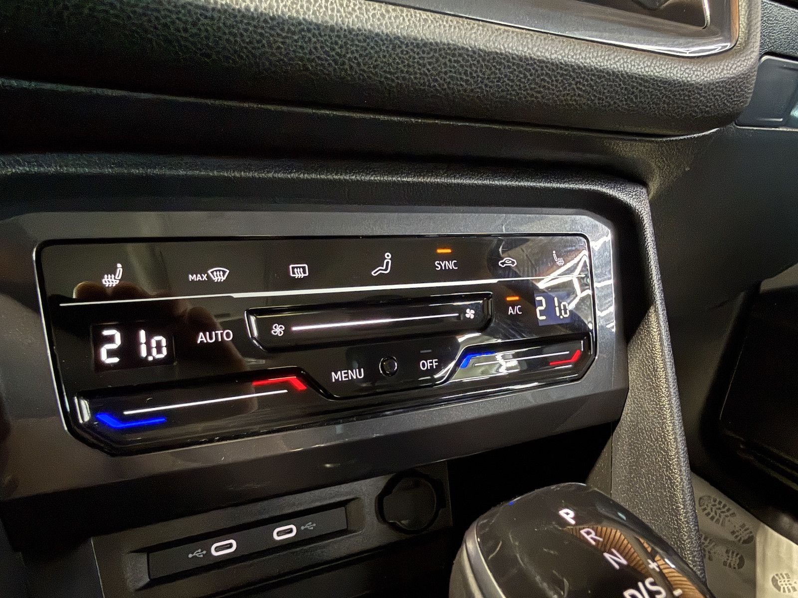 Fahrzeugabbildung Volkswagen Tiguan Allspace 2,0TDI 4M *Navi*AHK*Matrix*Head*