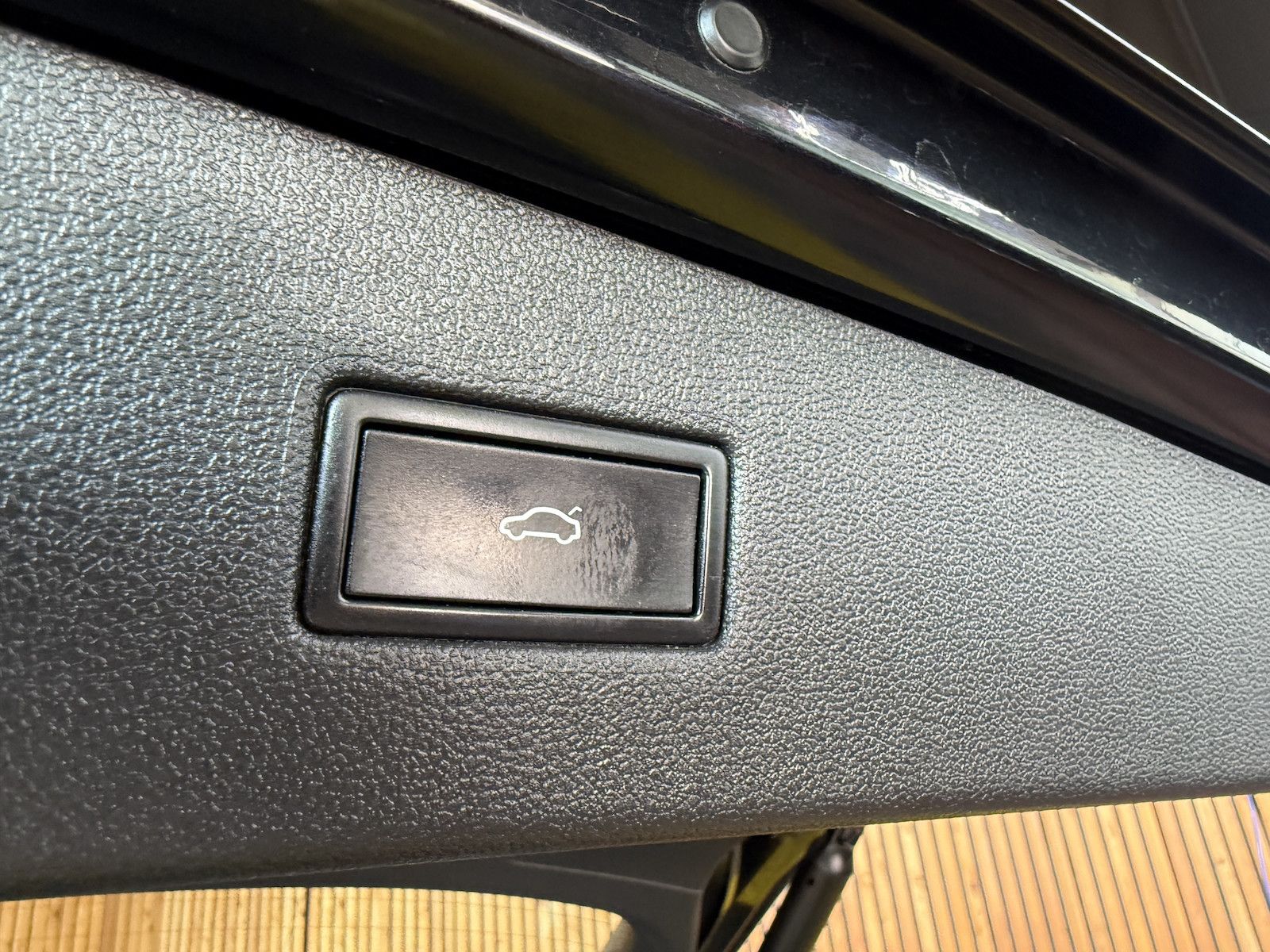 Fahrzeugabbildung Volkswagen Tiguan Allspace 2,0TDI 4M *Navi*AHK*Matrix*Head*