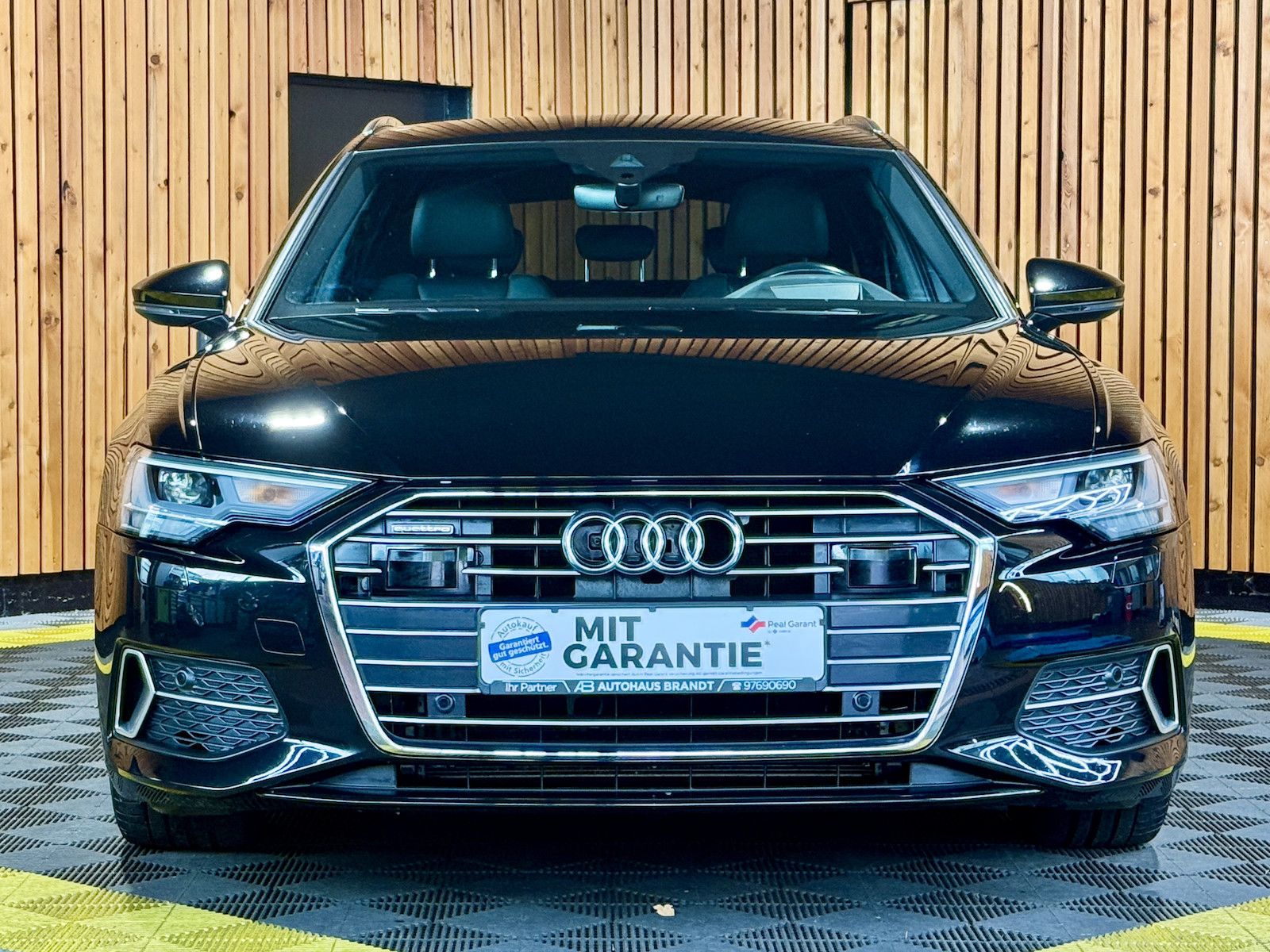 Fahrzeugabbildung Audi A6 Avant 45 TDI qu. S-Line *Navi*ACC*Head*Keyl.*