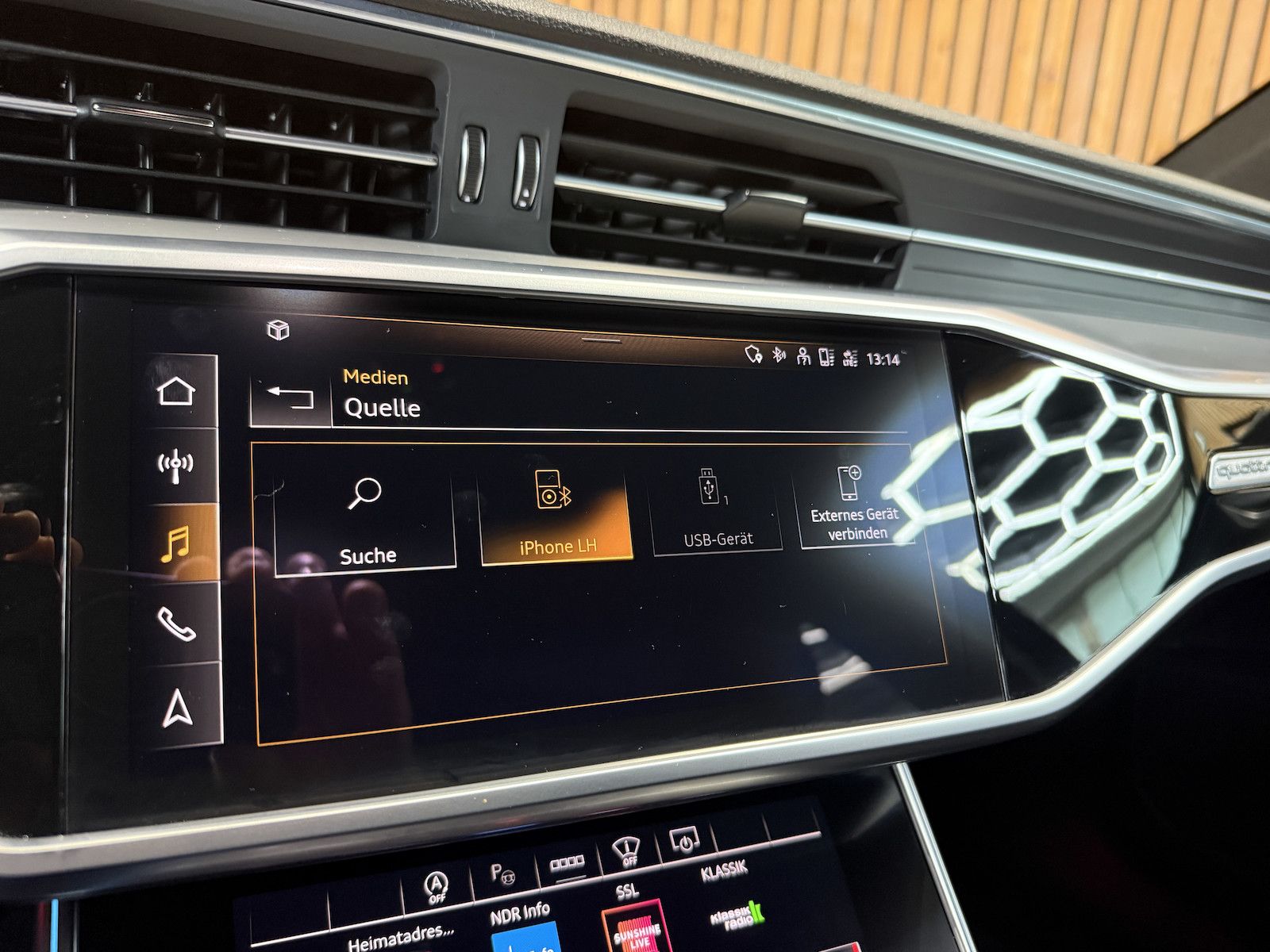 Fahrzeugabbildung Audi A6 Avant 45 TDI qu. S-Line *Navi*ACC*Head*Keyl.*