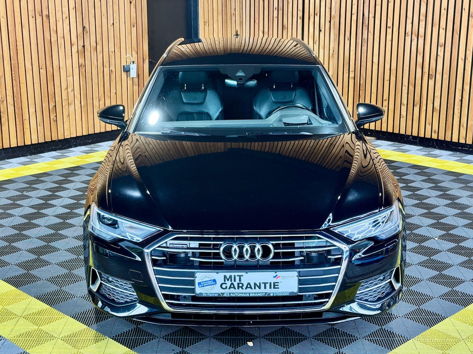 Fahrzeugabbildung Audi A6 Avant 45 TDI qu. S-Line *Navi*ACC*Head*Keyl.*