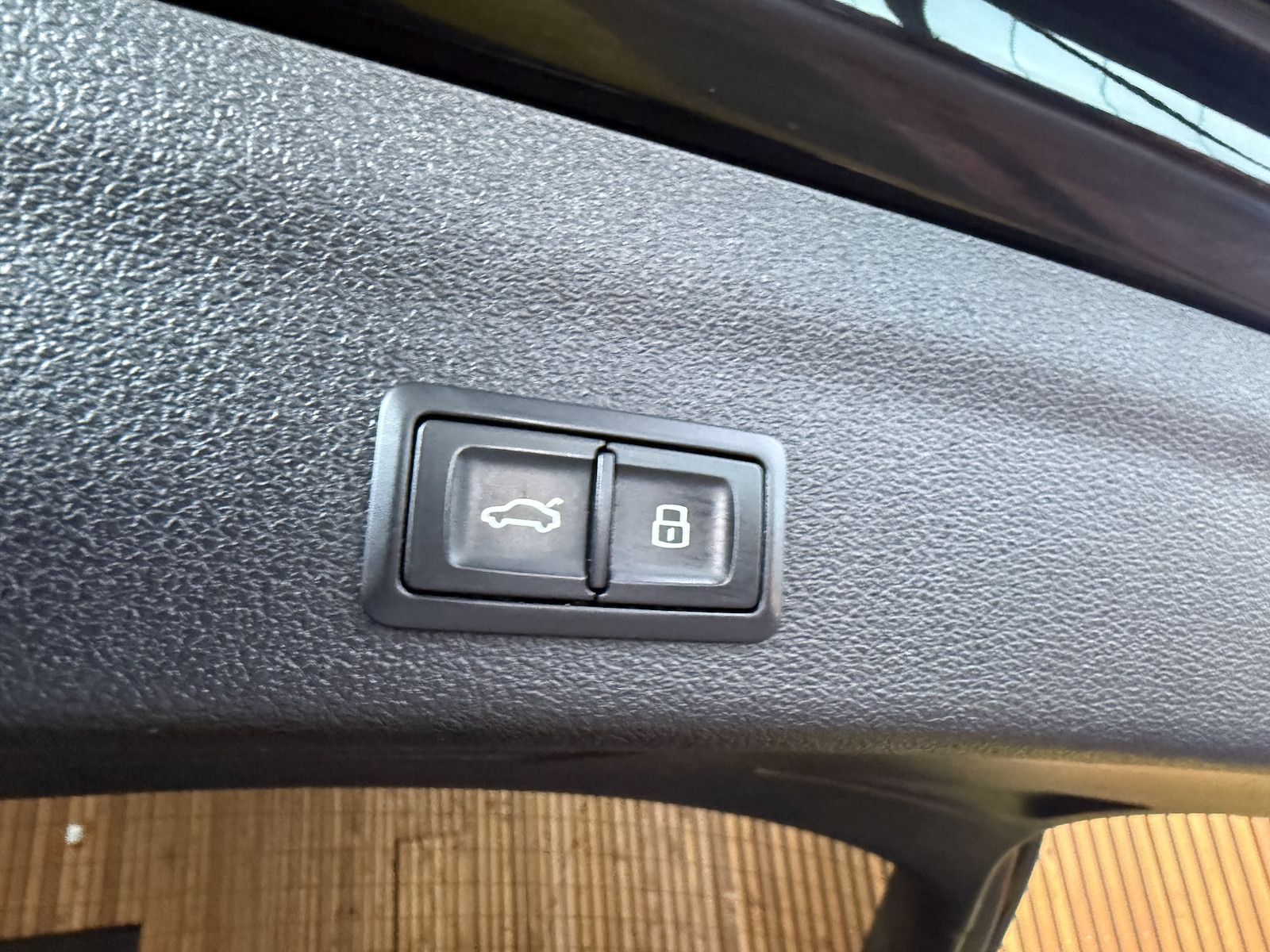 Fahrzeugabbildung Audi A6 Avant 45 TDI qu. S-Line *Navi*ACC*Head*Keyl.*
