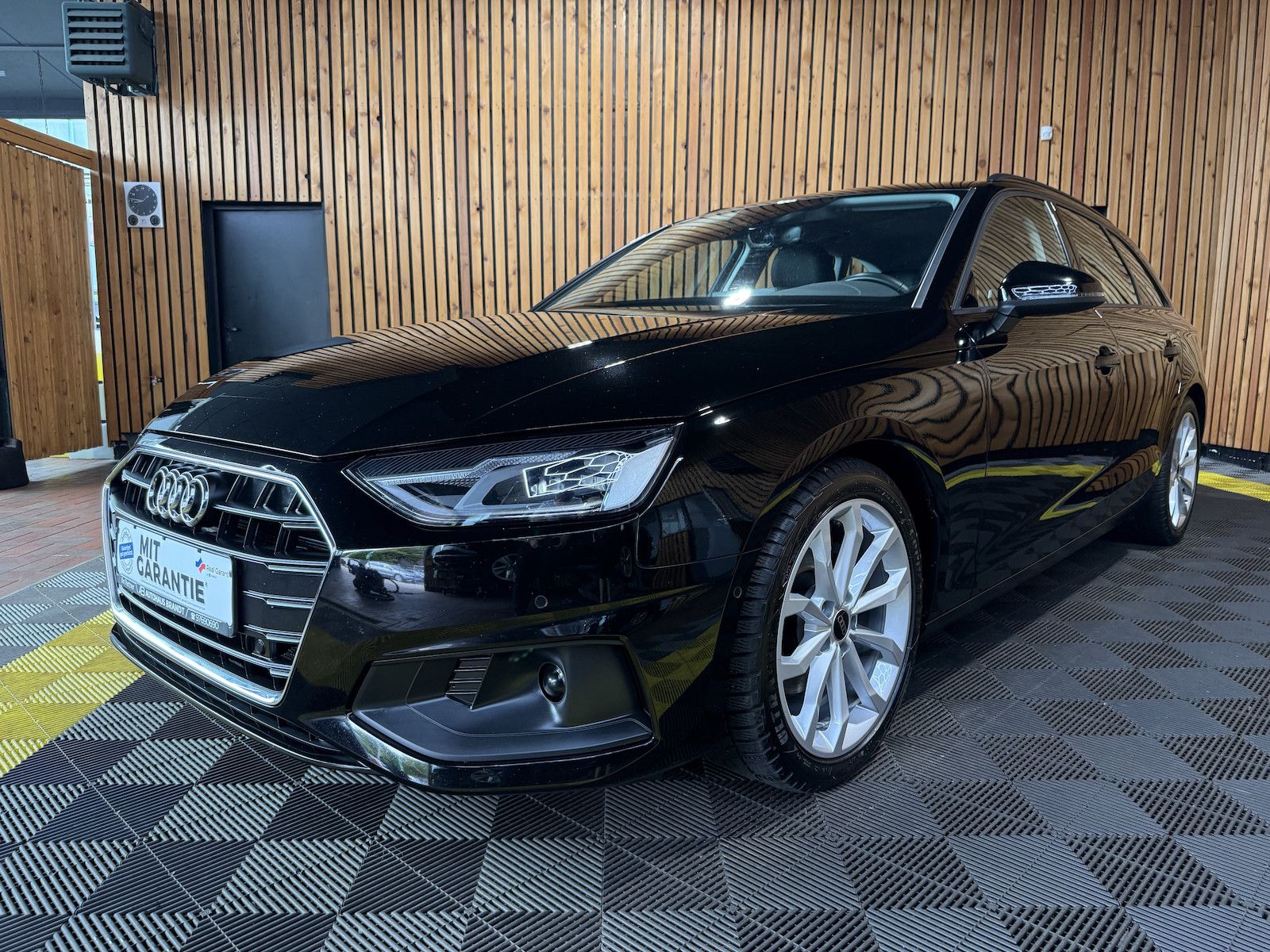 Audi A4 Avant 2,0 TDI Aut. *Navi*Kam*Virtual*AHK*Keyl