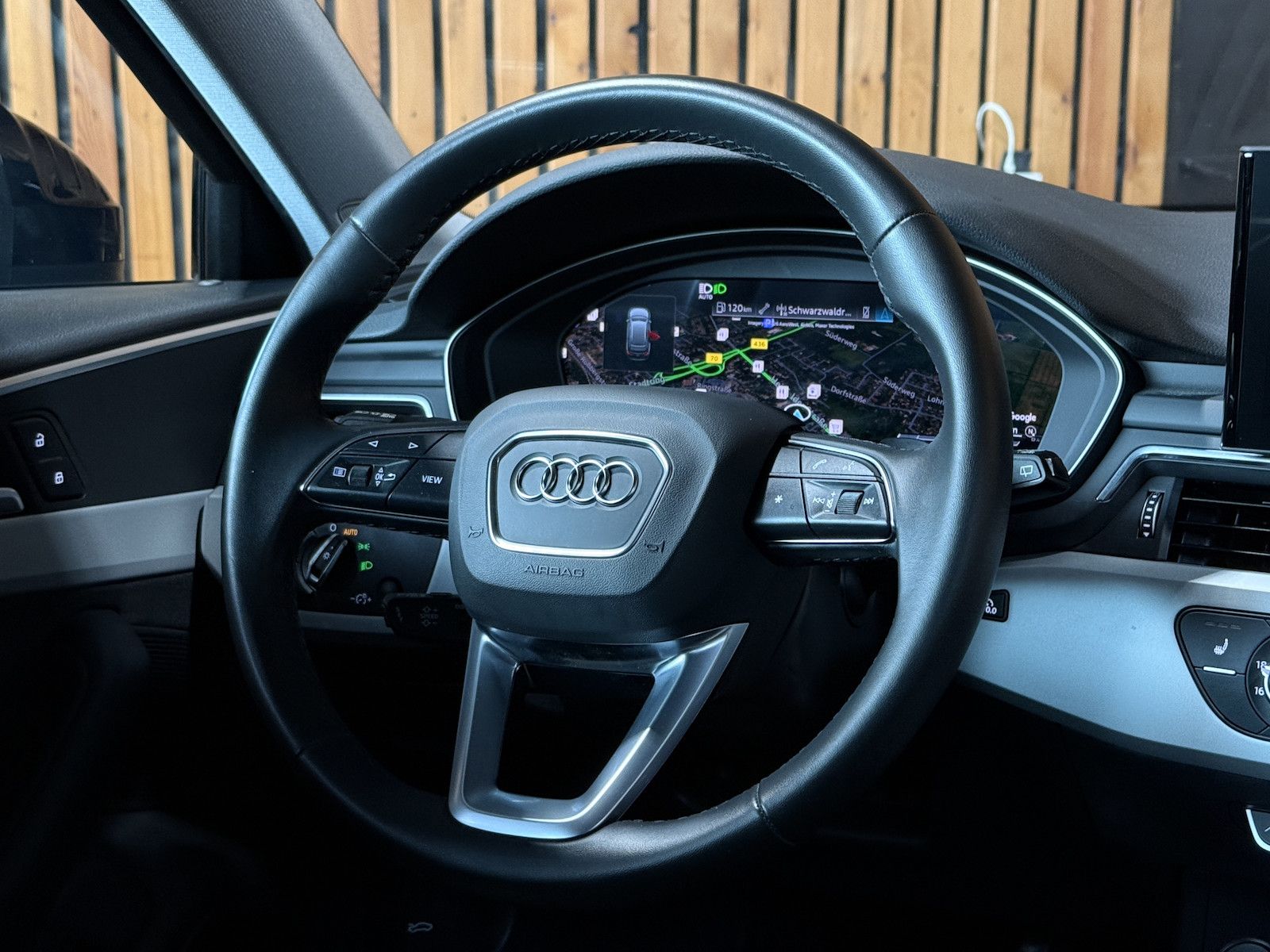 Fahrzeugabbildung Audi A4 Avant 2,0 TDI Aut. *Navi*Kam*Virtual*AHK*Keyl