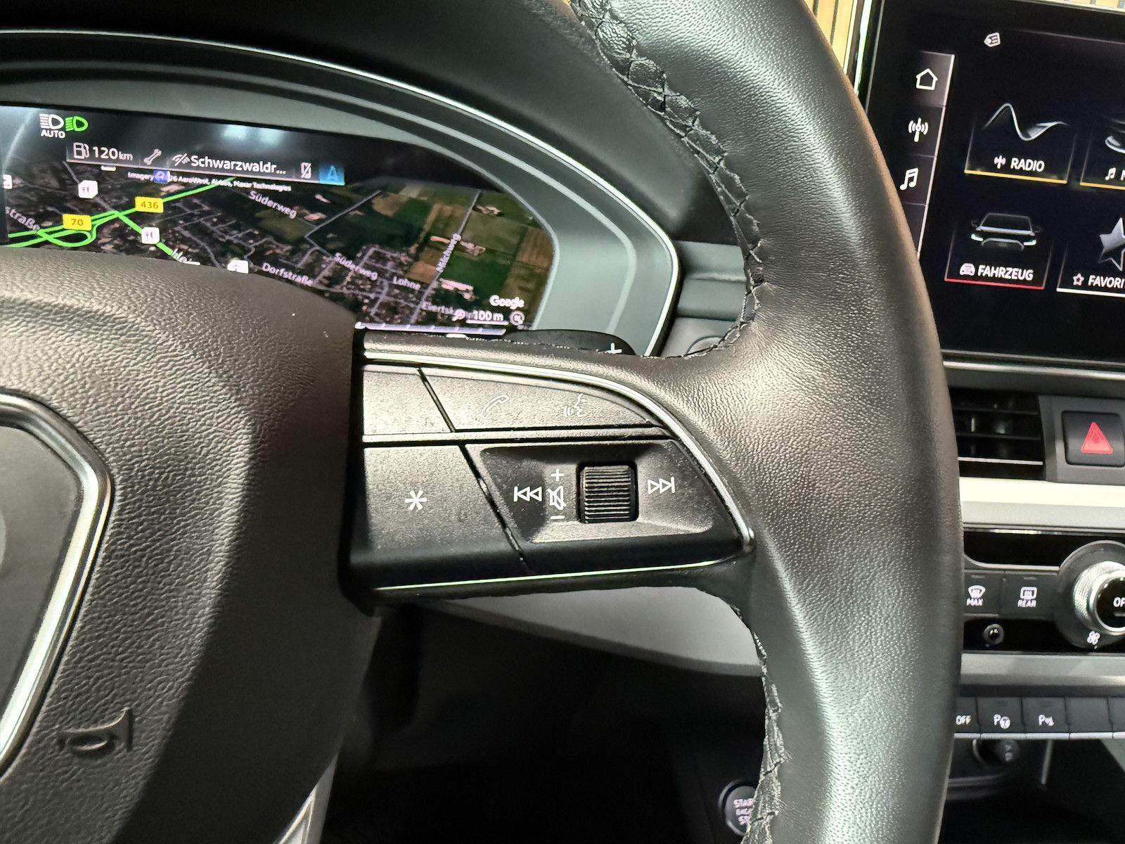 Fahrzeugabbildung Audi A4 Avant 2,0 TDI Aut. *Navi*Kam*Virtual*AHK*Keyl